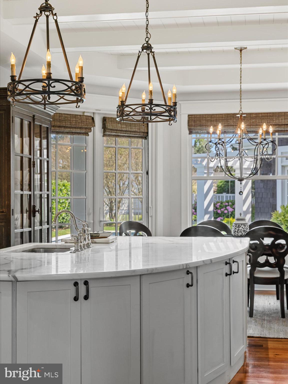 CAPTAINS HILL - Residential