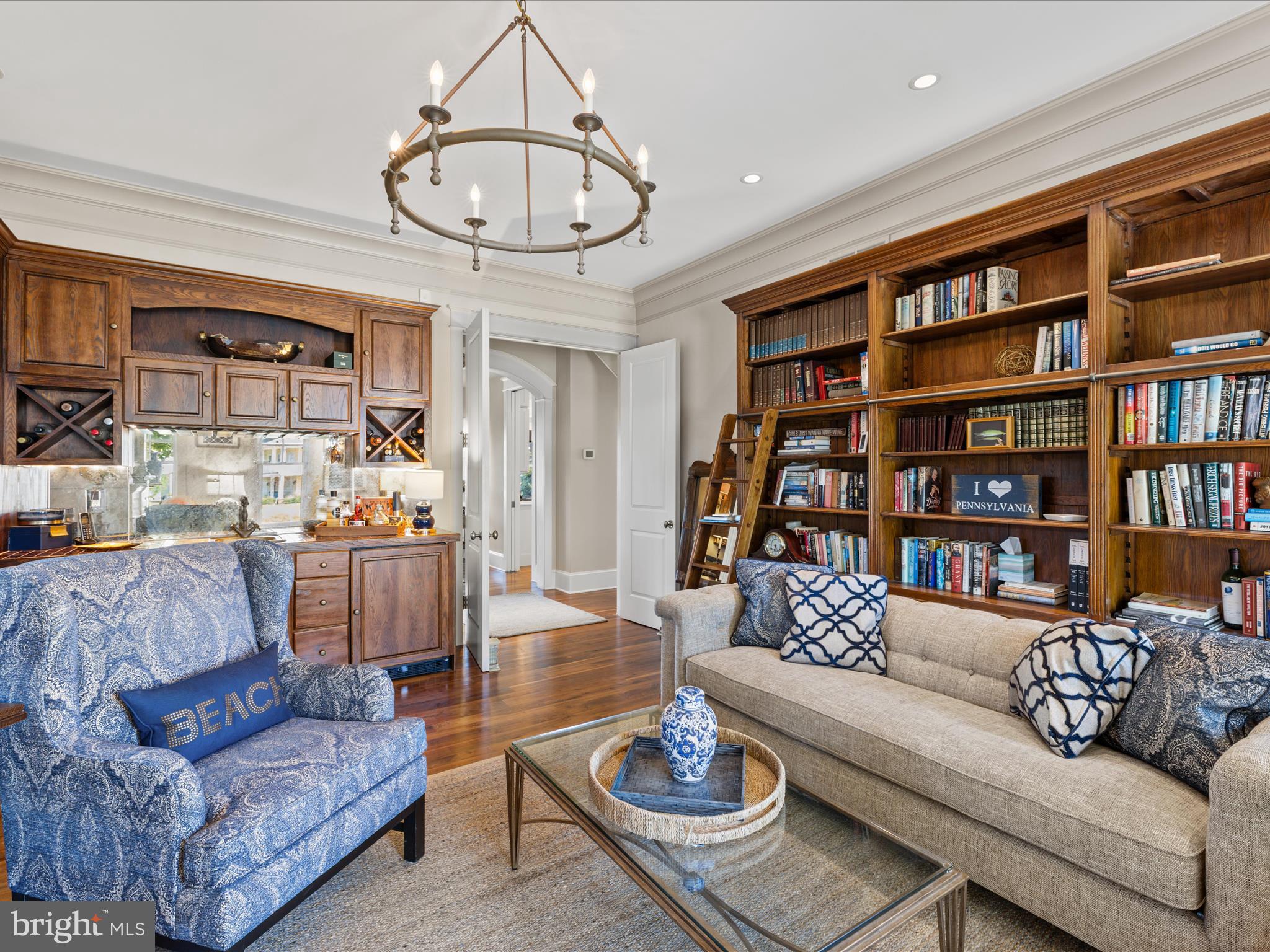 CAPTAINS HILL - Residential