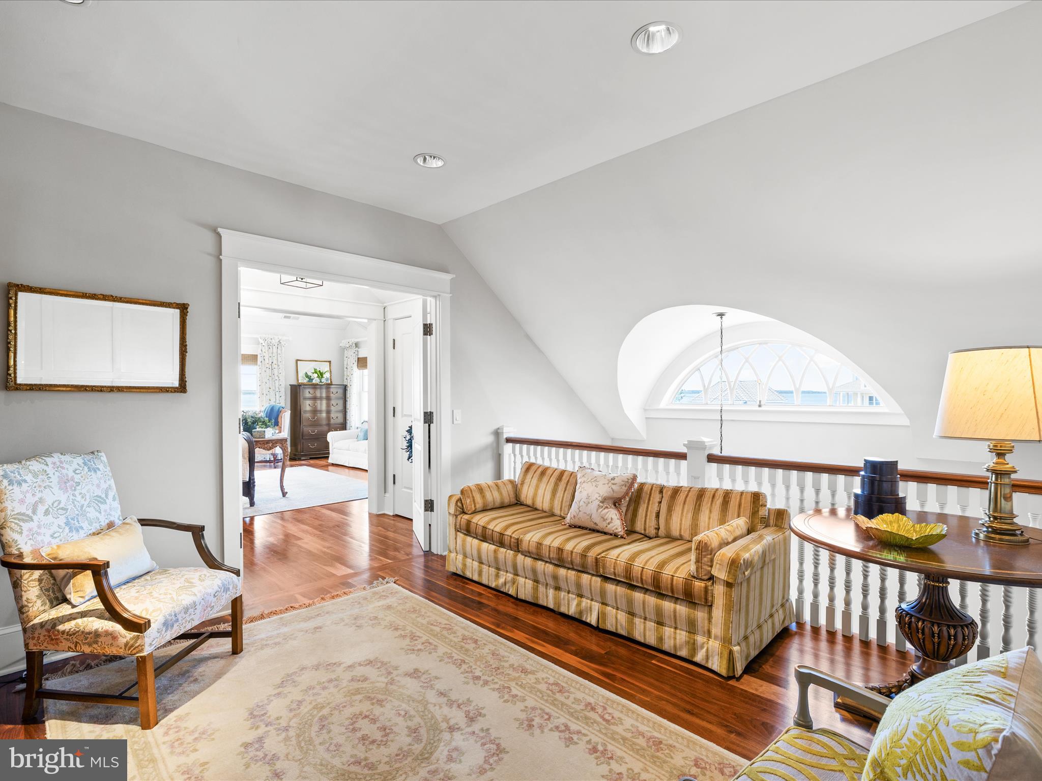 CAPTAINS HILL - Residential