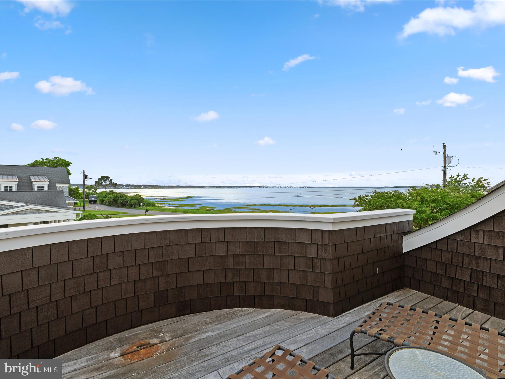 CAPTAINS HILL - Residential