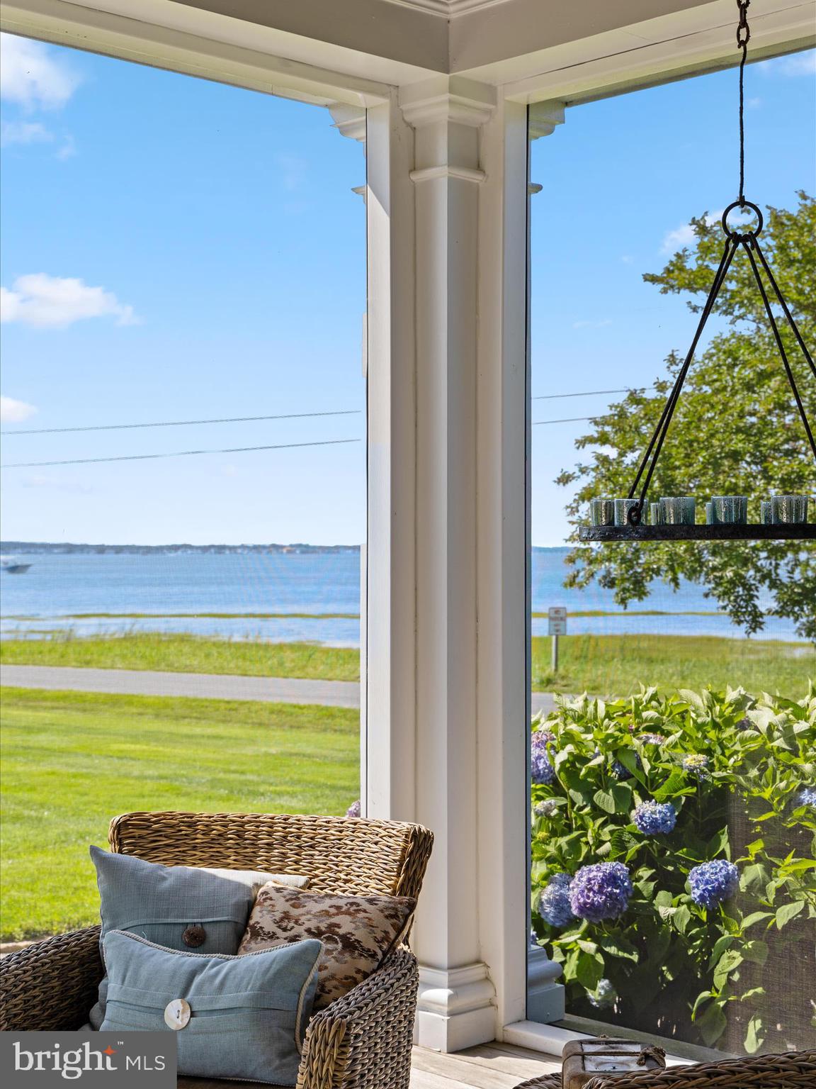 CAPTAINS HILL - Residential