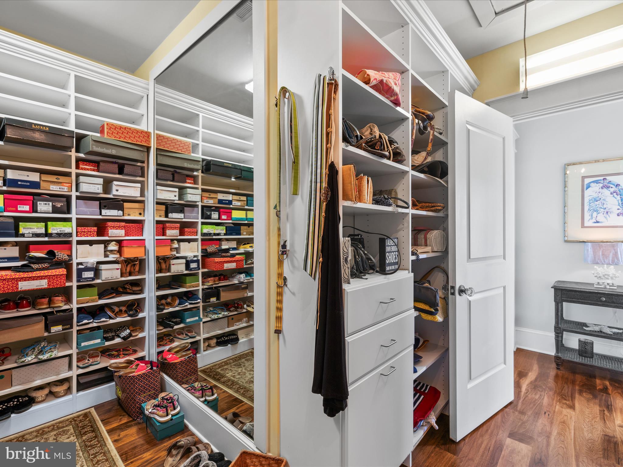 CAPTAINS HILL - Residential