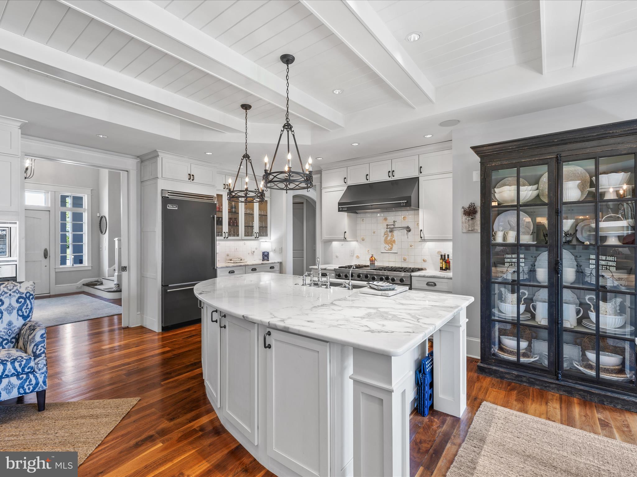 CAPTAINS HILL - Residential