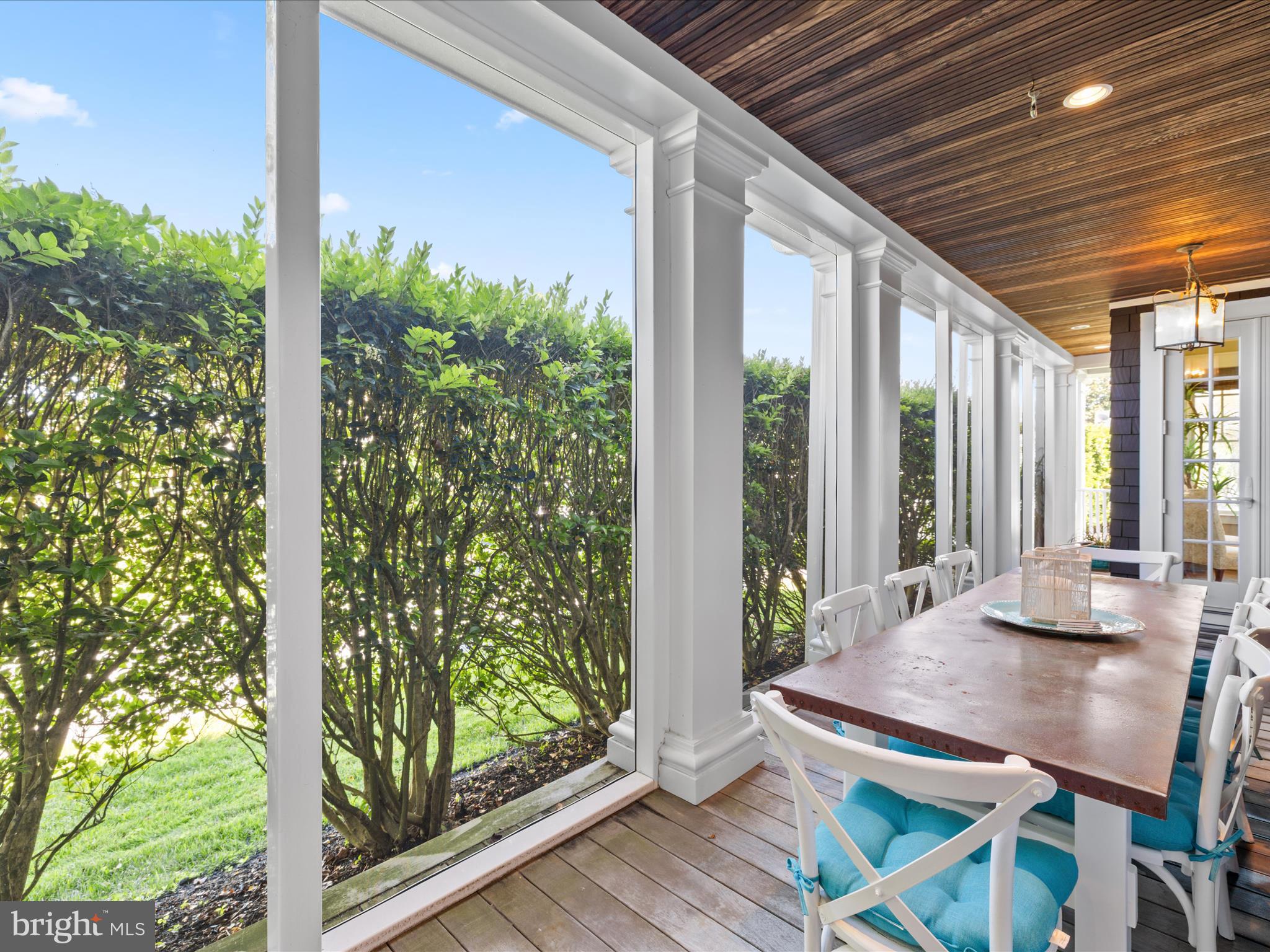 CAPTAINS HILL - Residential