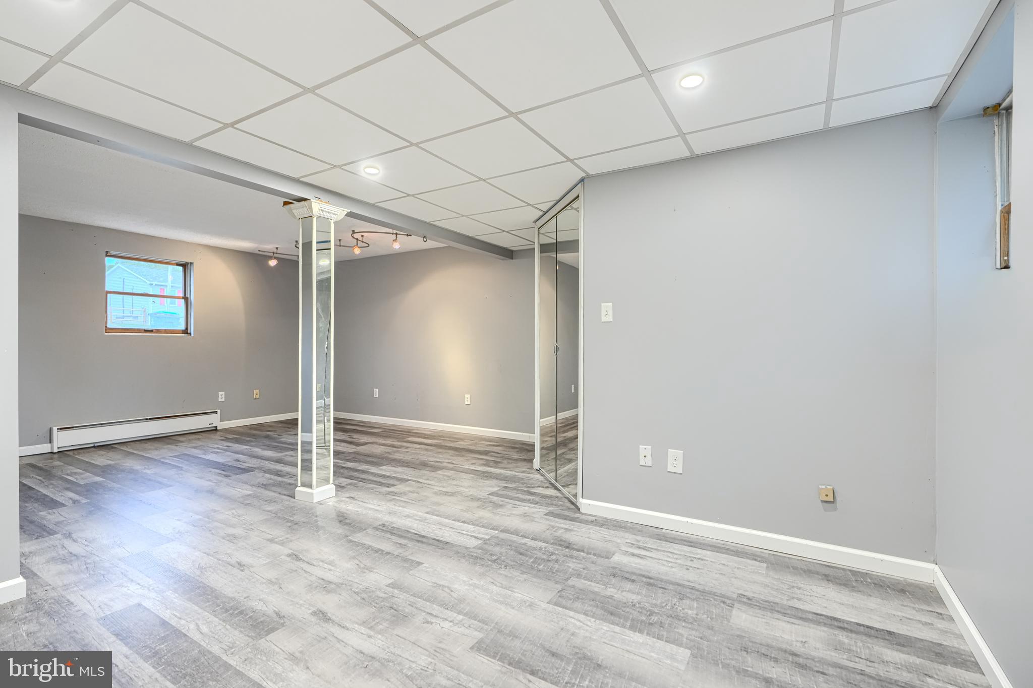 GRAY MOUNT - Residential