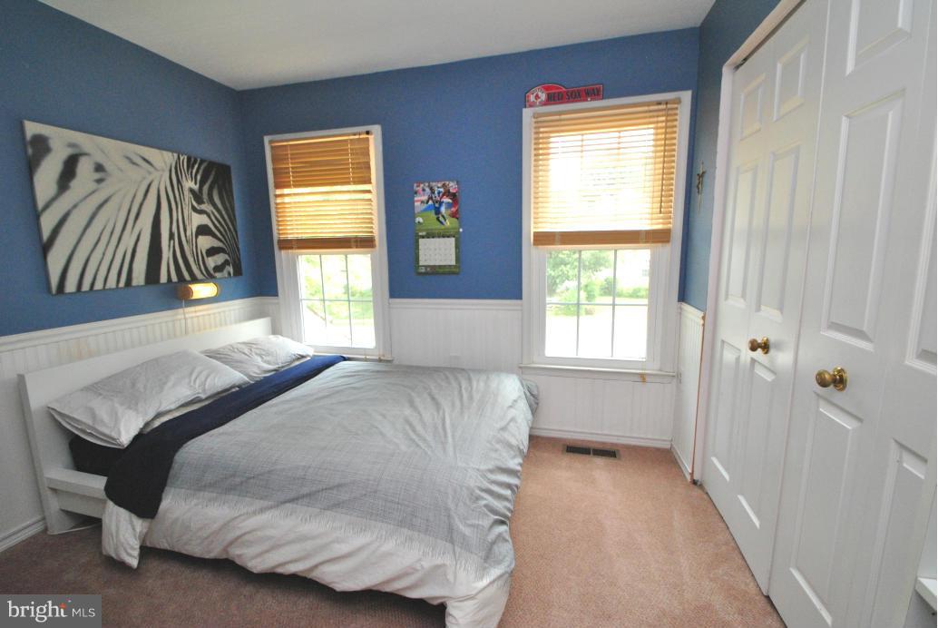 CHANTILLY HIGHLANDS - Residential