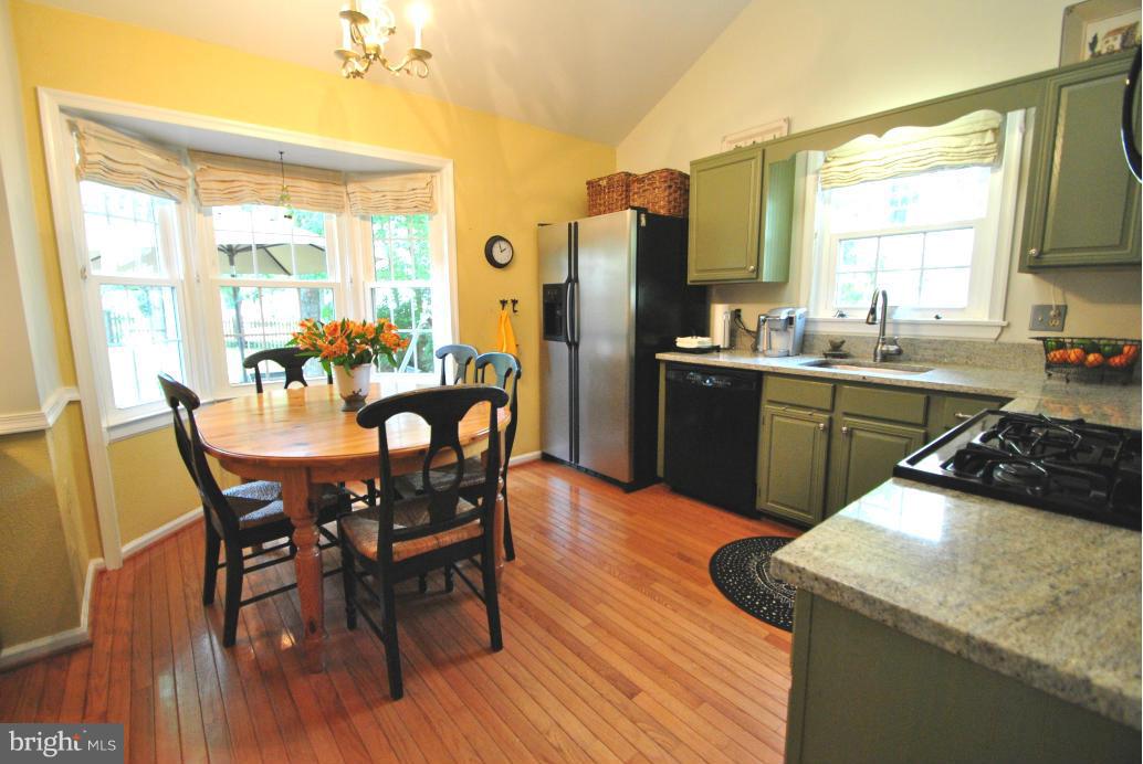 CHANTILLY HIGHLANDS - Residential