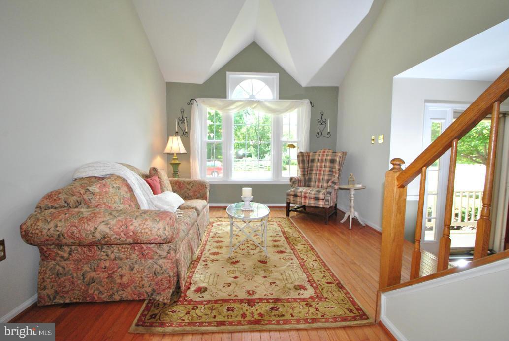 CHANTILLY HIGHLANDS - Residential