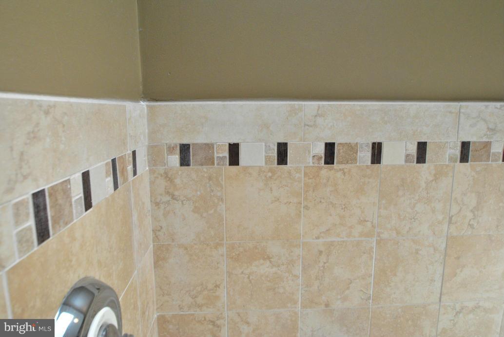 CHANTILLY HIGHLANDS - Residential