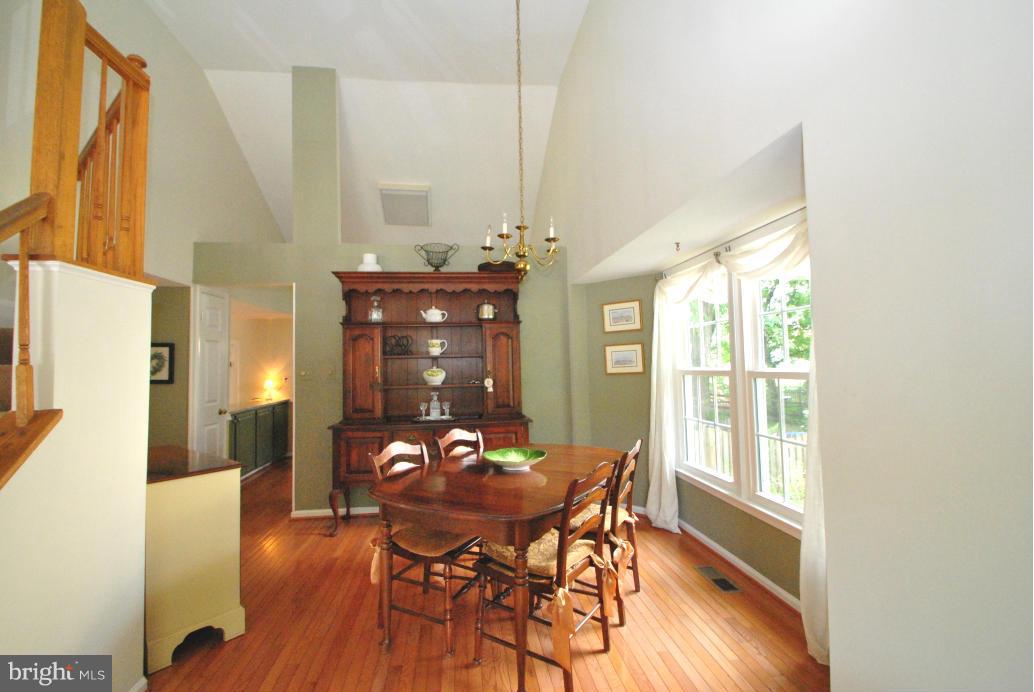 CHANTILLY HIGHLANDS - Residential