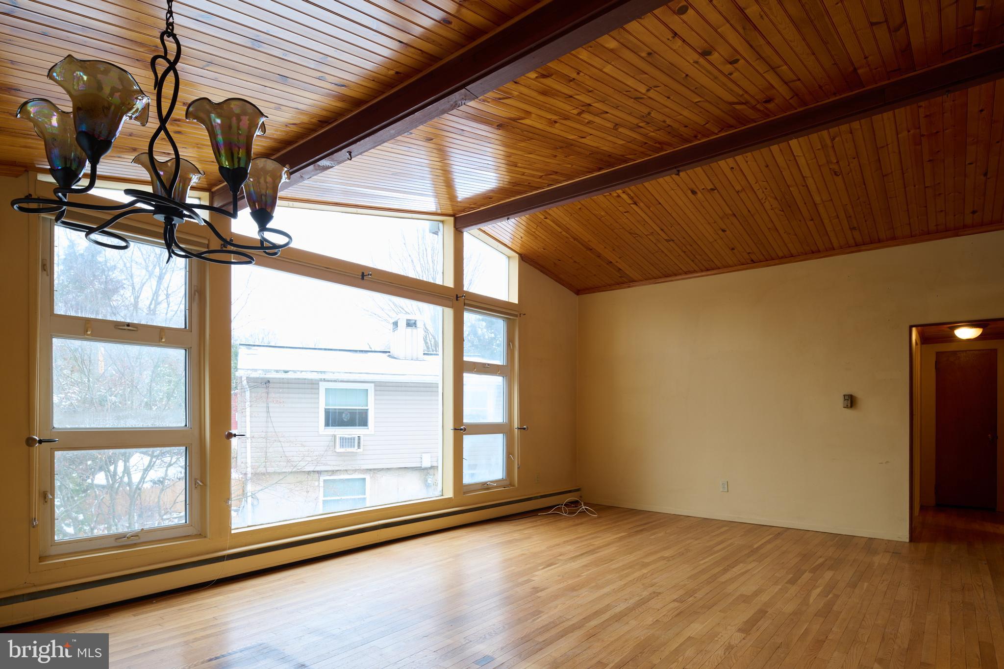 1245 S GARNER STREET