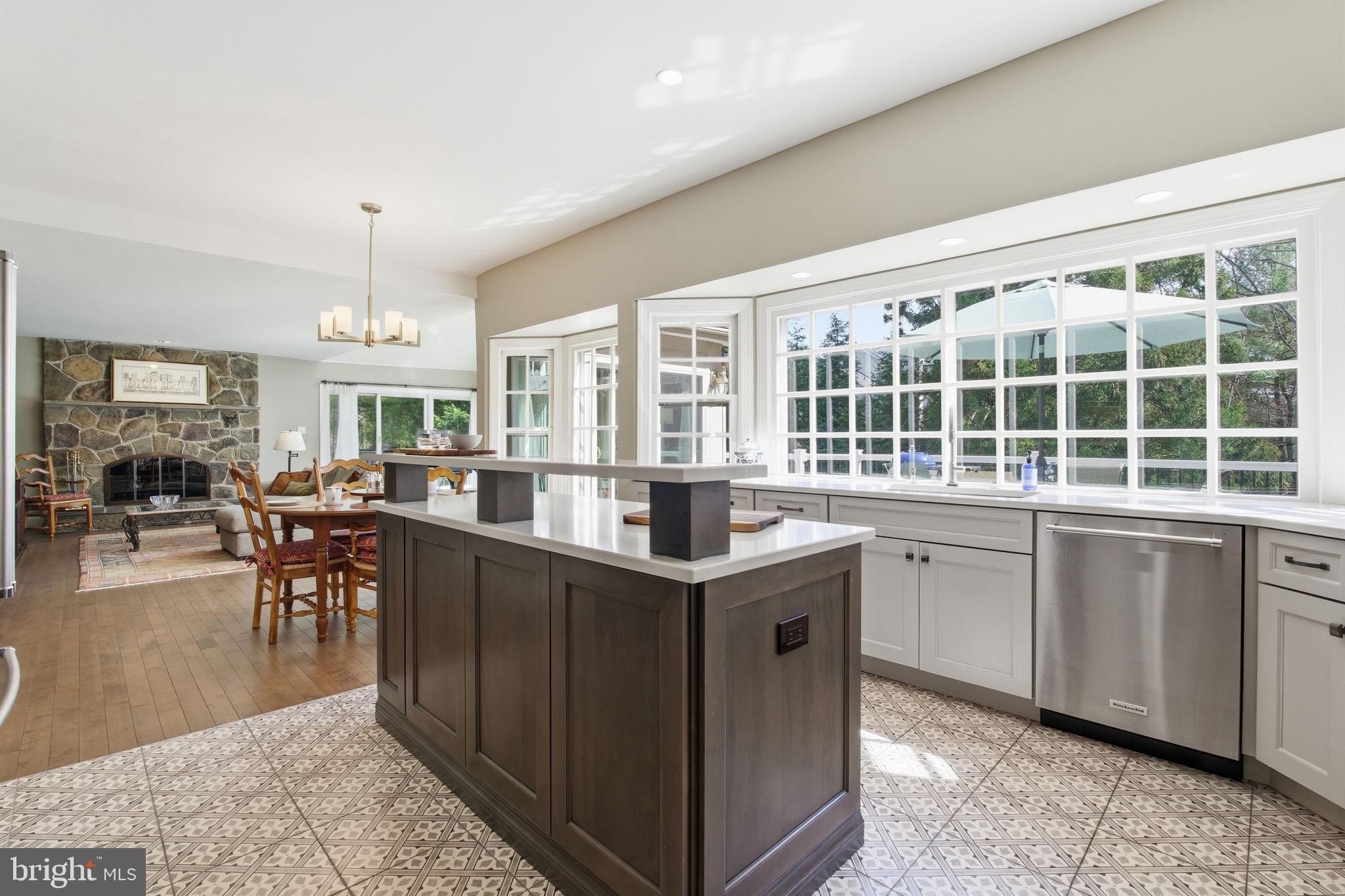 MOUNT HEBRON - Residential