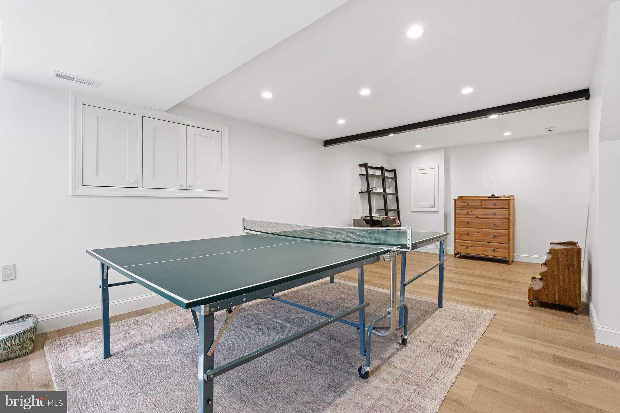 MOUNT HEBRON - Residential