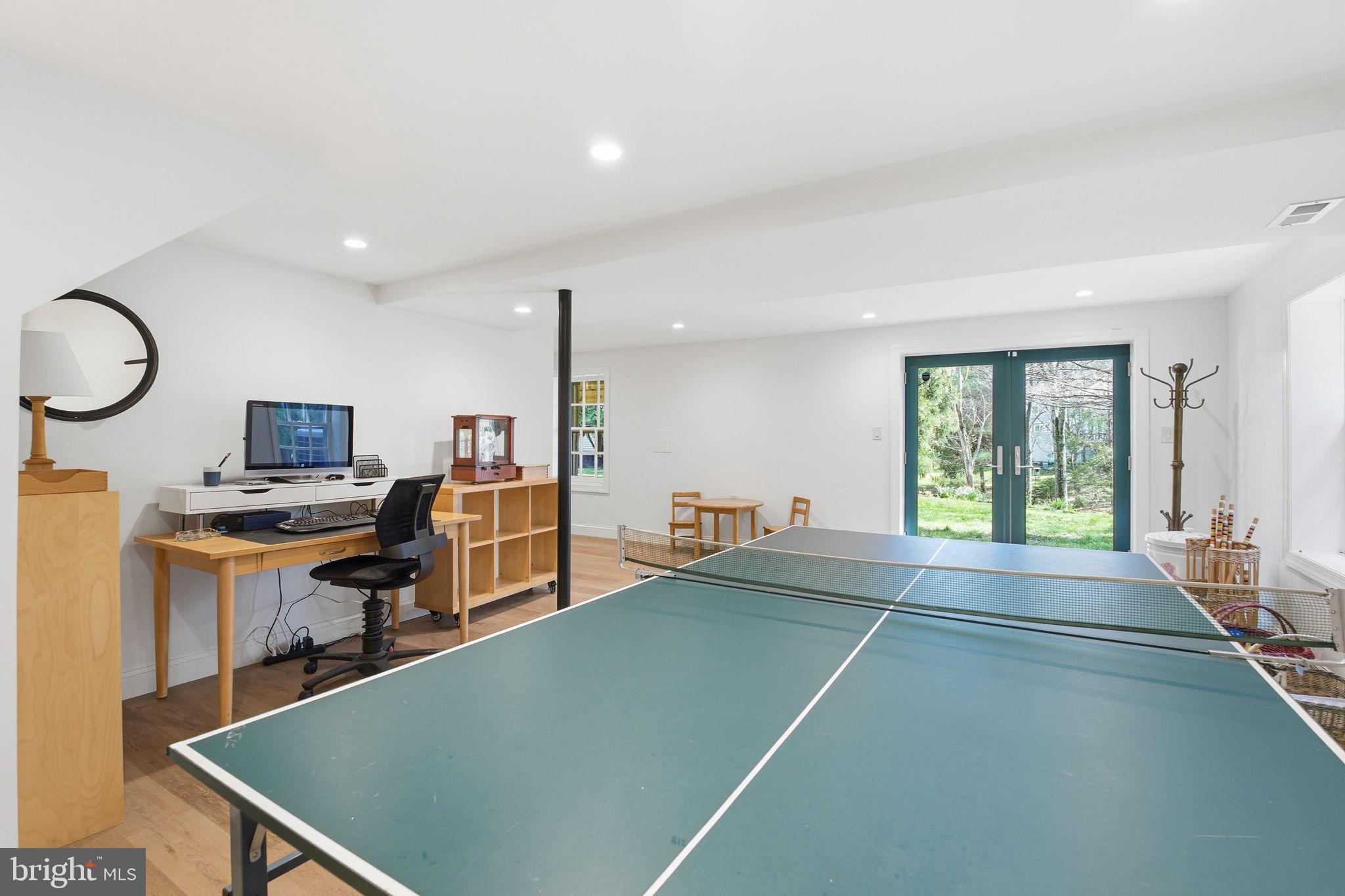 MOUNT HEBRON - Residential