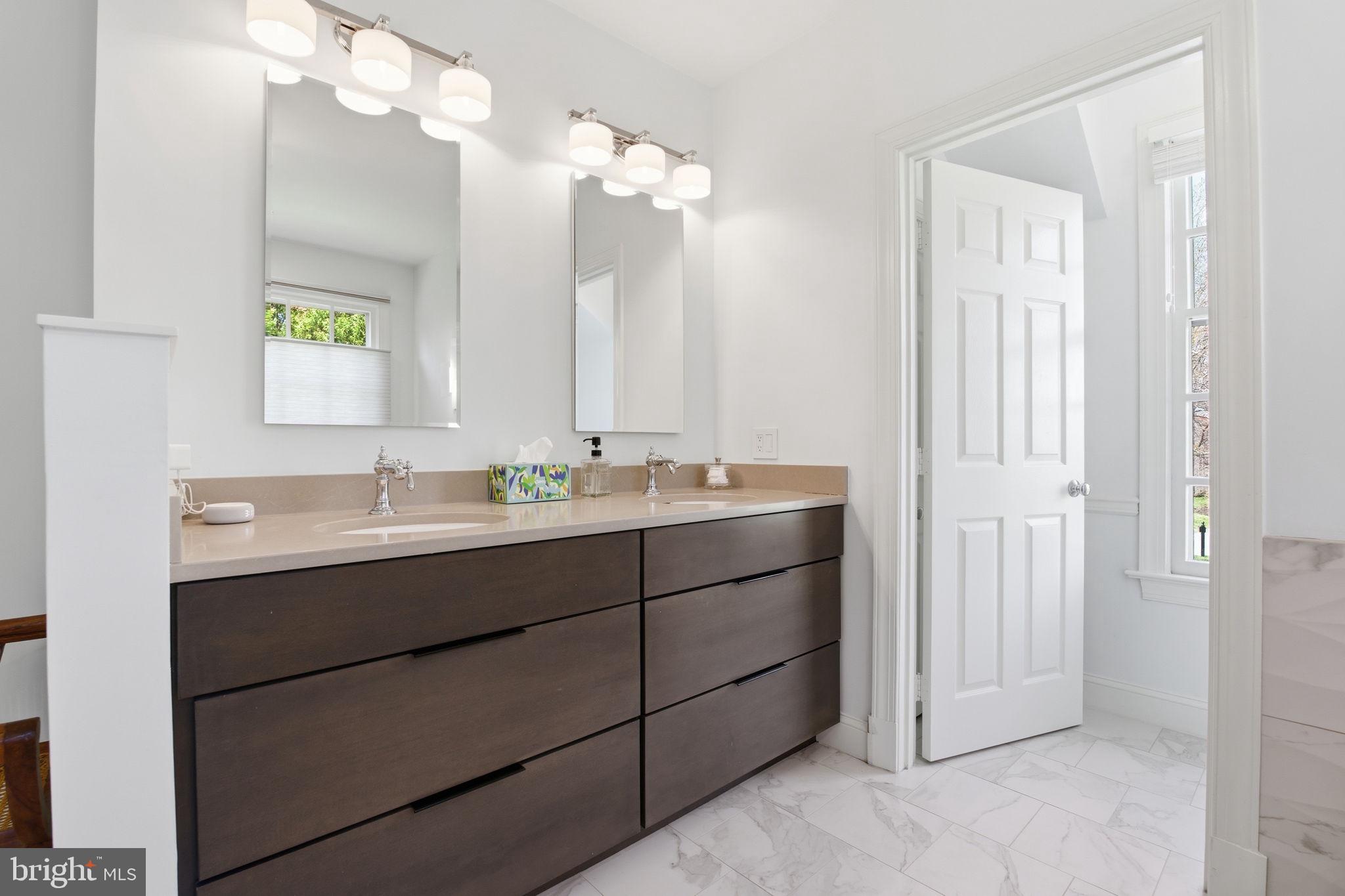 MOUNT HEBRON - Residential