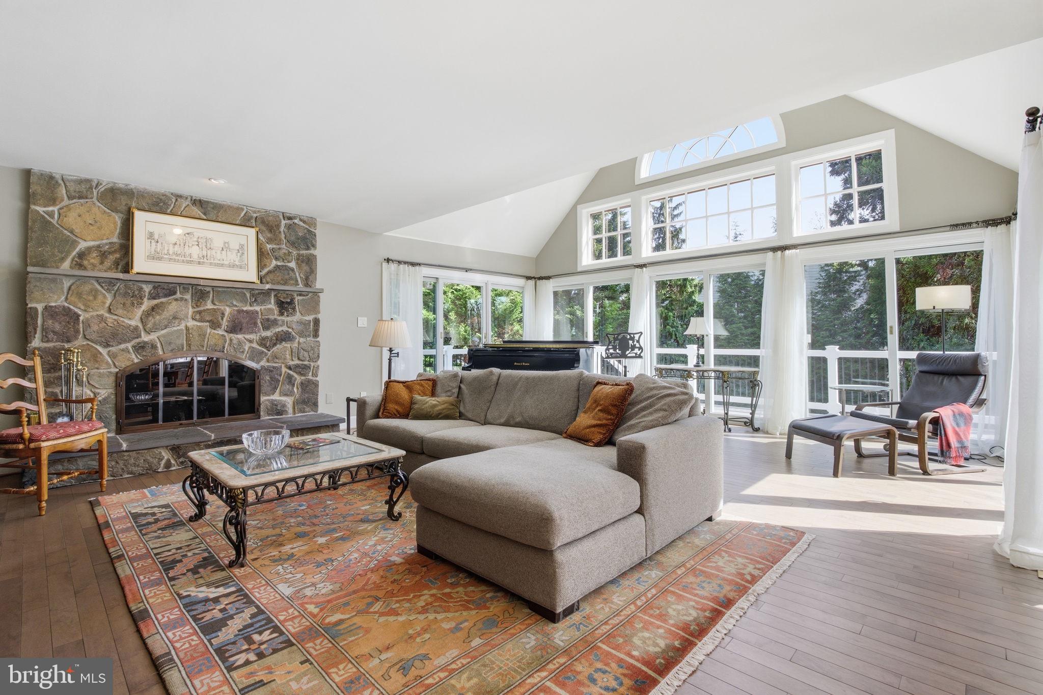 MOUNT HEBRON - Residential