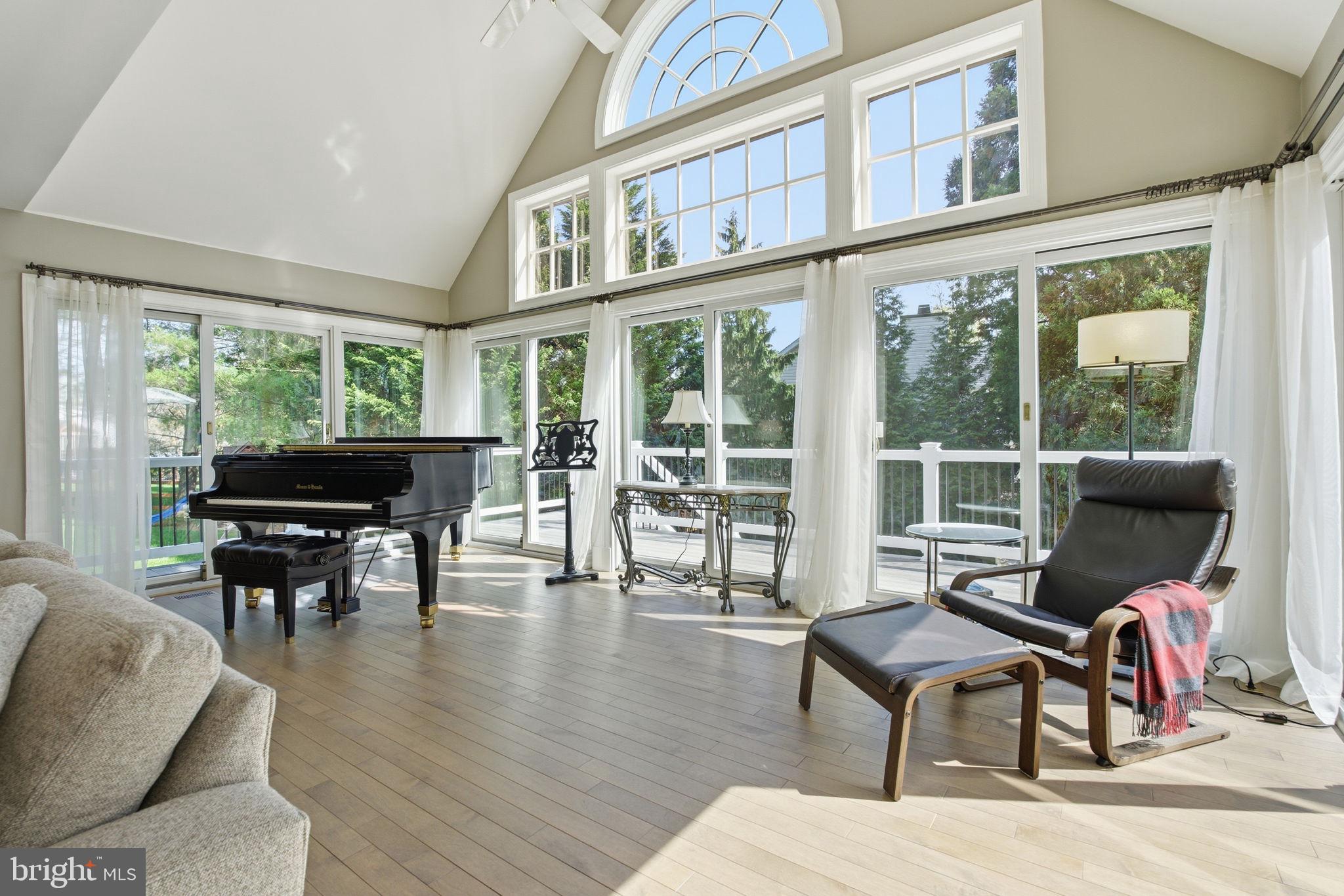 MOUNT HEBRON - Residential