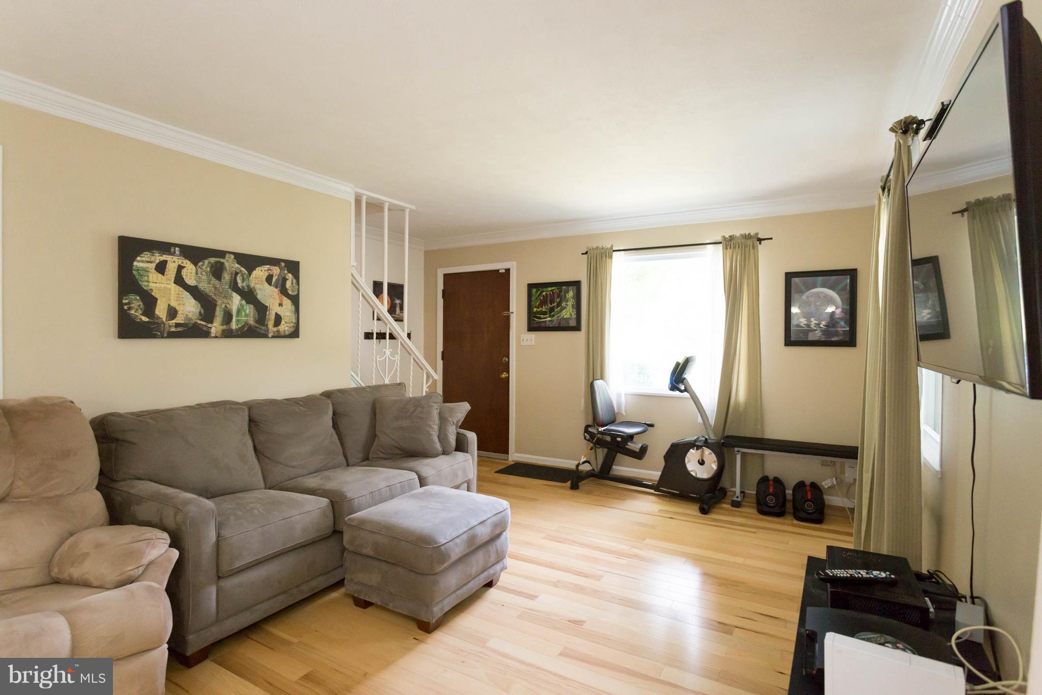 HUNTINGTON - Residential Lease