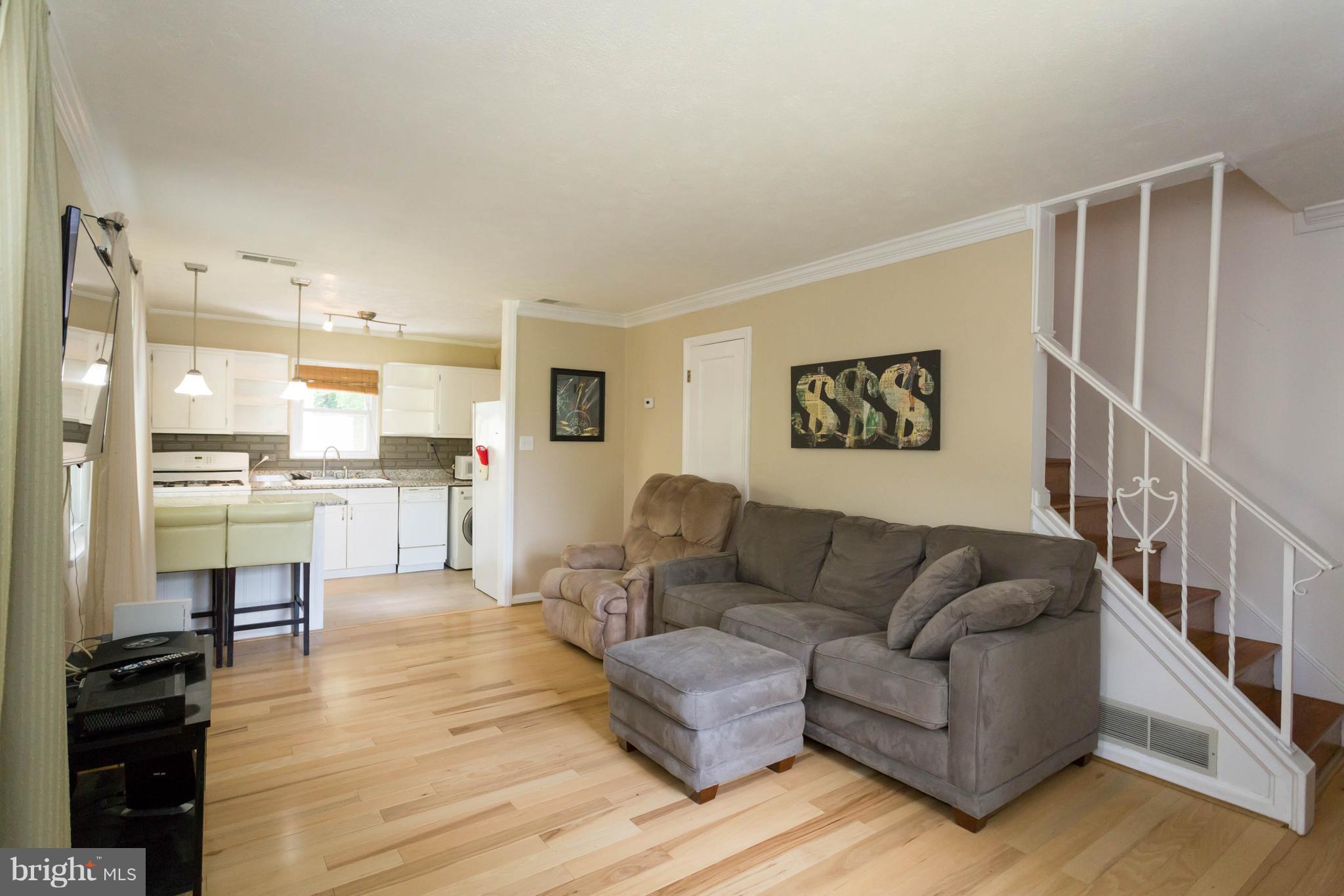 HUNTINGTON - Residential Lease