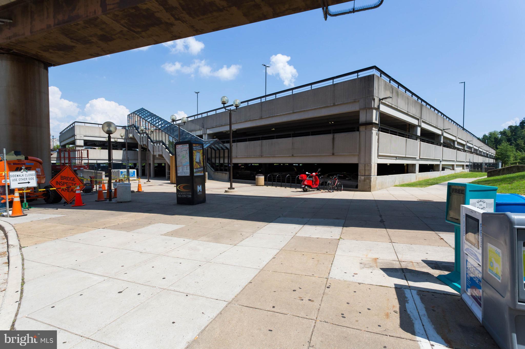 HUNTINGTON - Residential Lease
