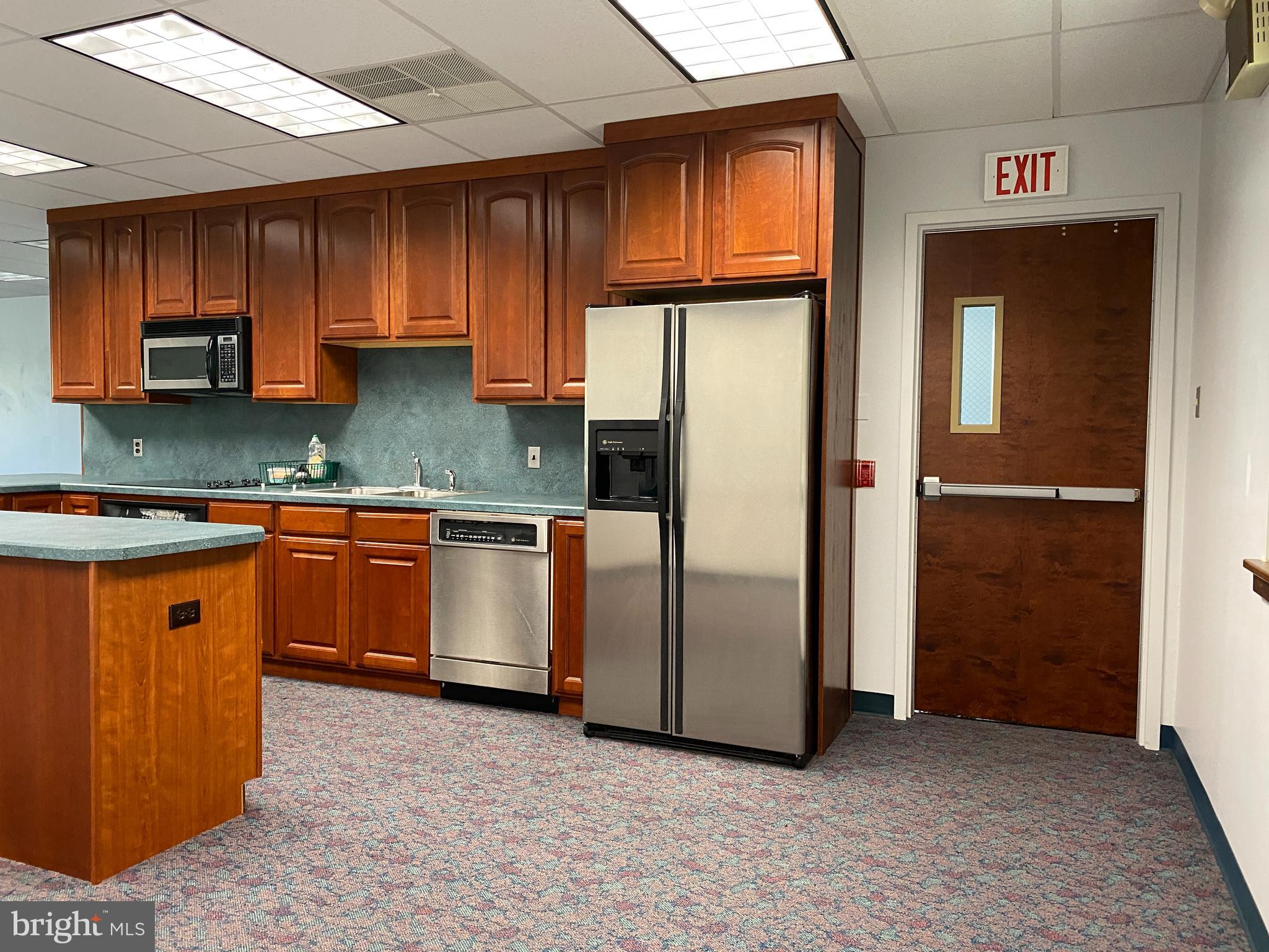 COATESVILLE - Commercial Sale