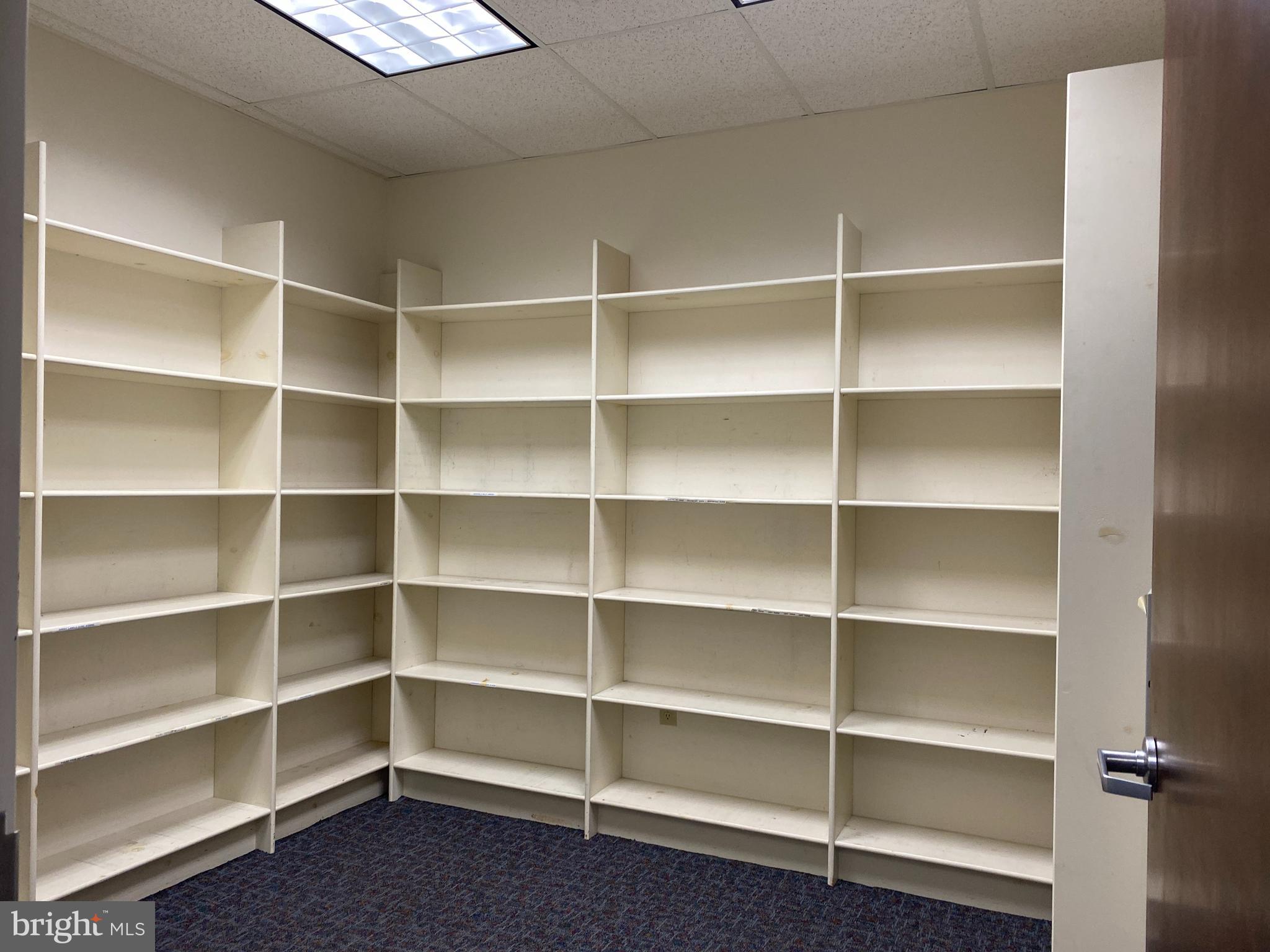 COATESVILLE - Commercial Sale