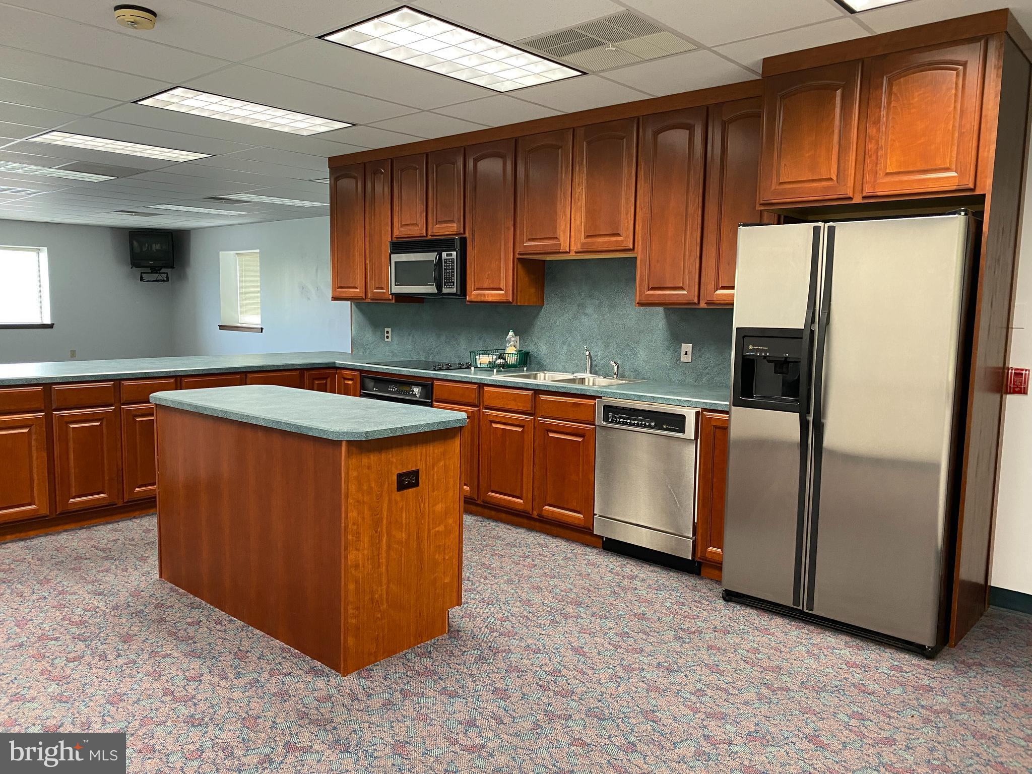 COATESVILLE - Commercial Sale