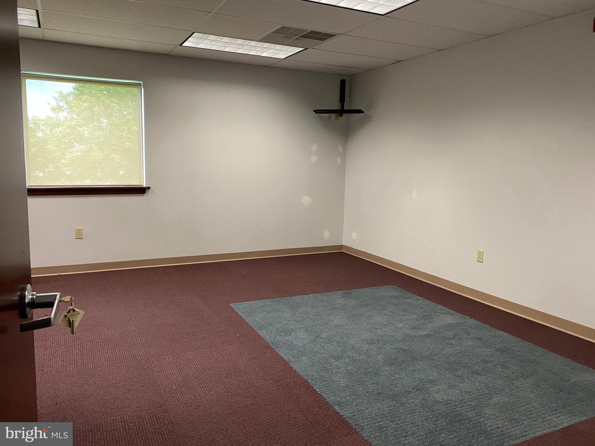 COATESVILLE - Commercial Sale