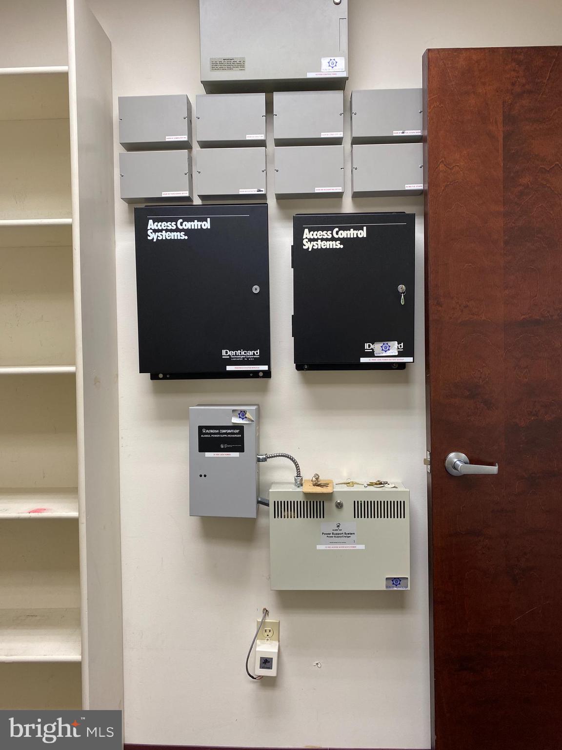 COATESVILLE - Commercial Sale