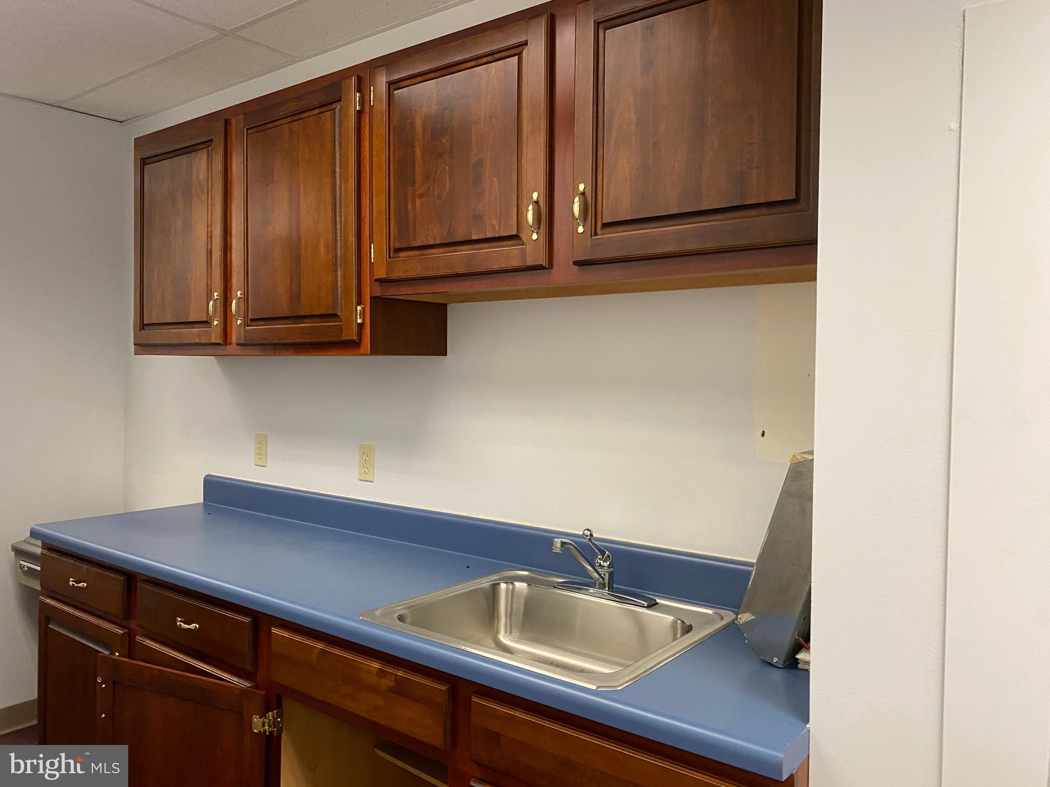 COATESVILLE - Commercial Sale