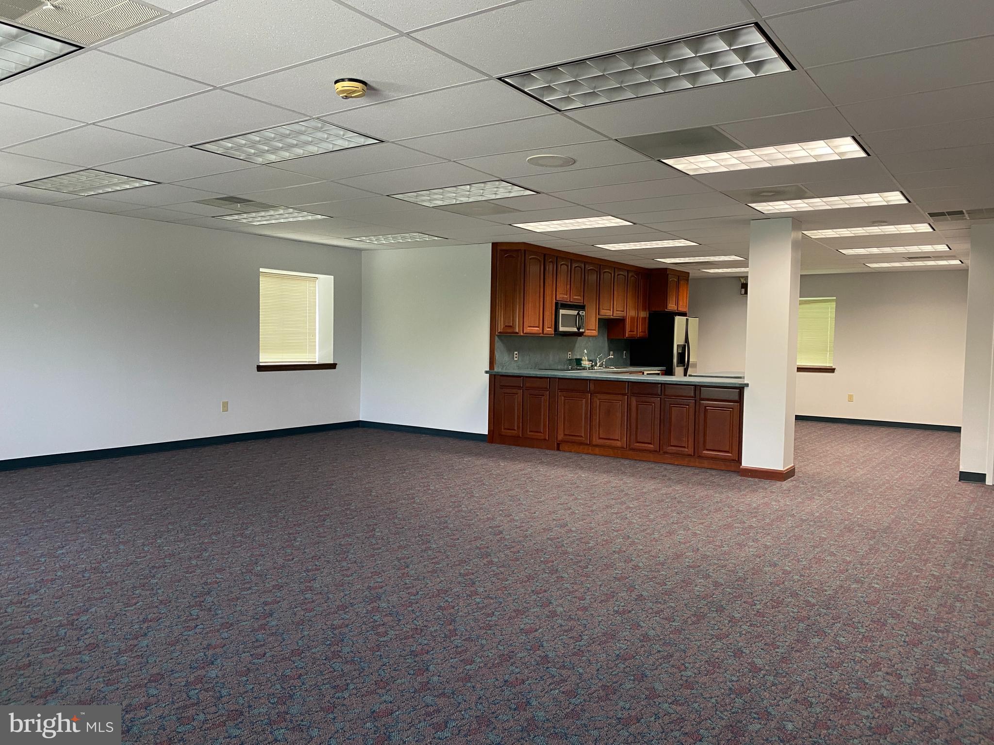 COATESVILLE - Commercial Sale