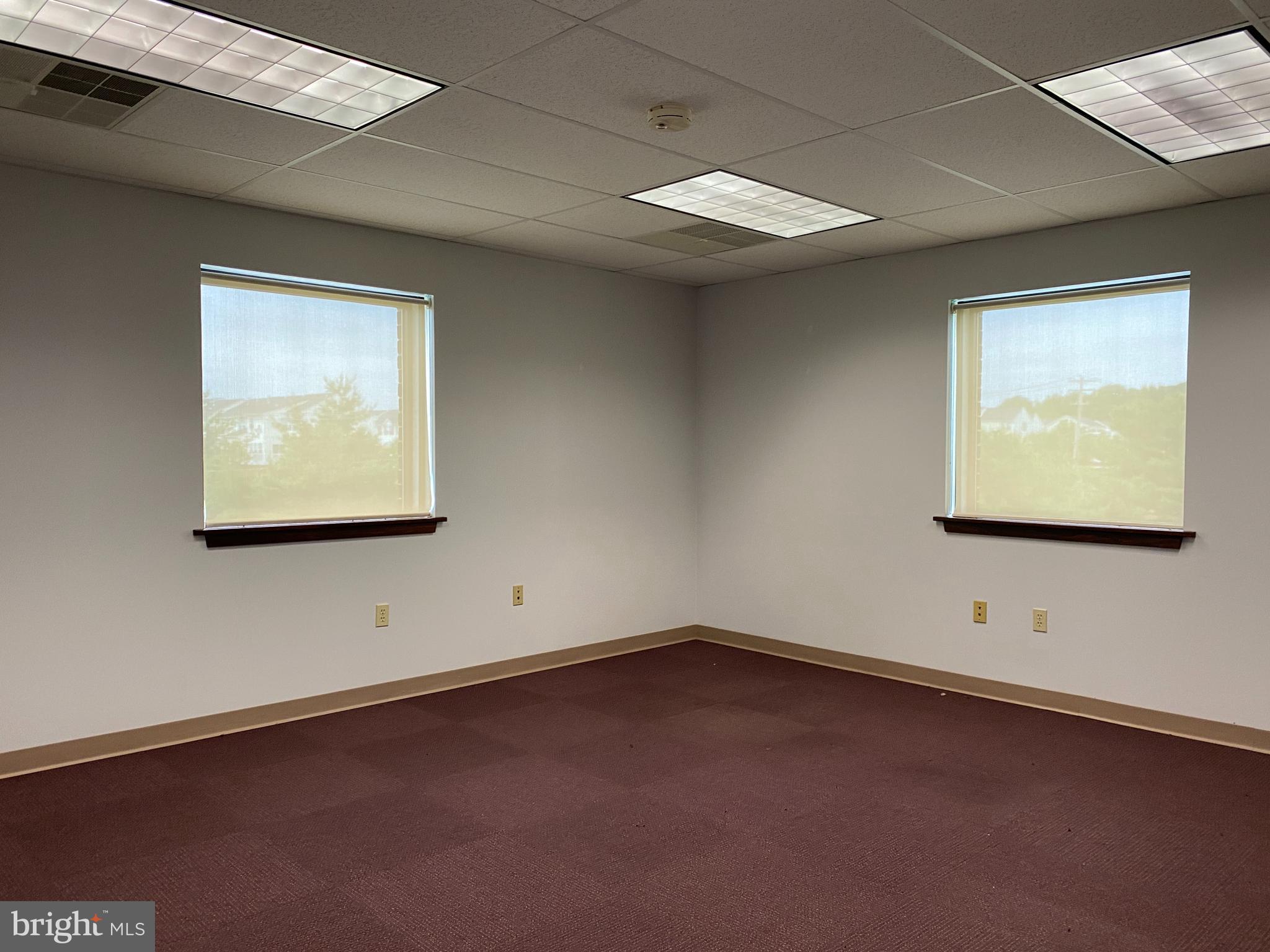 COATESVILLE - Commercial Sale