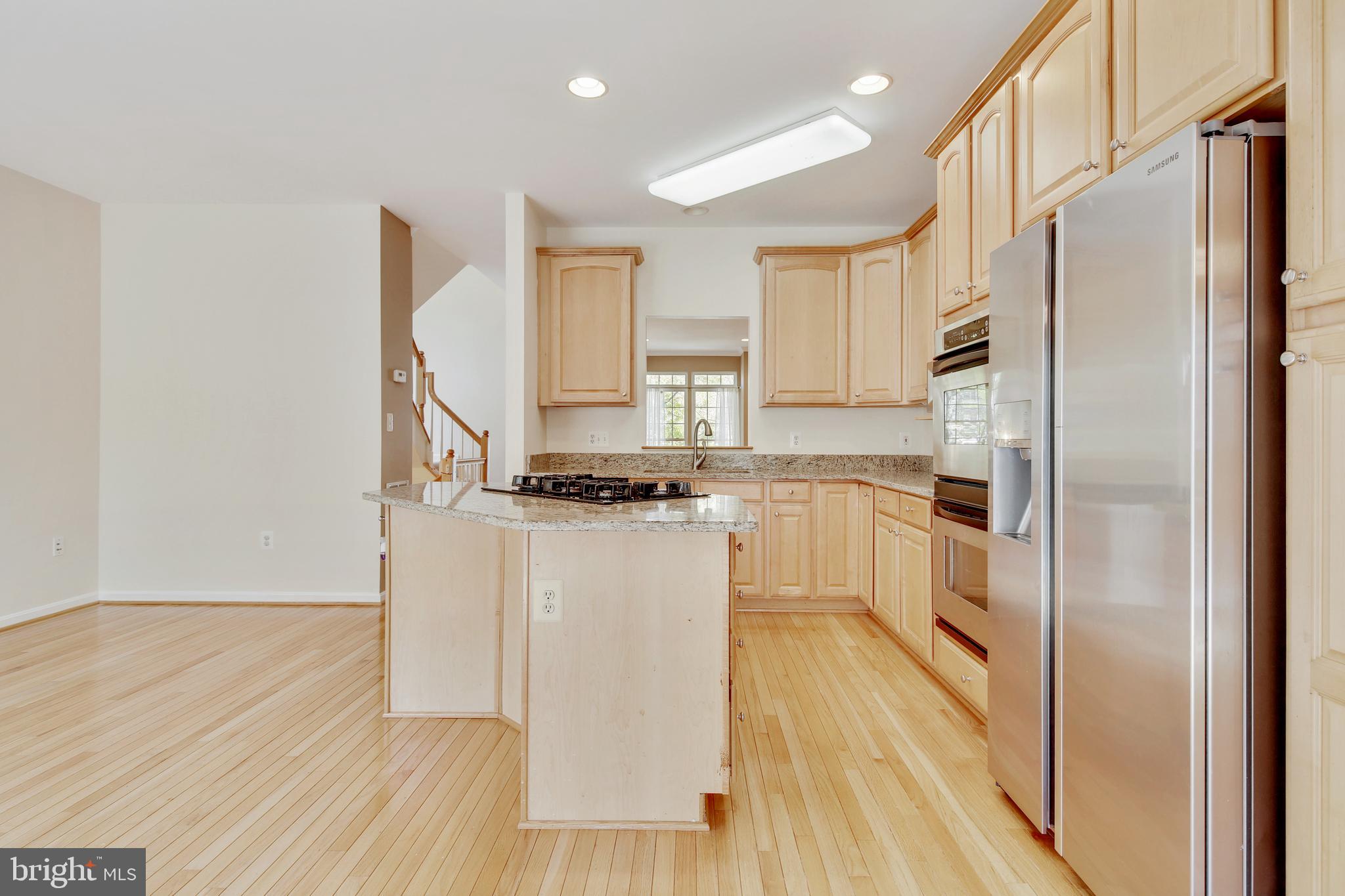 FAIRFAX CENTER LANDBAY - Residential