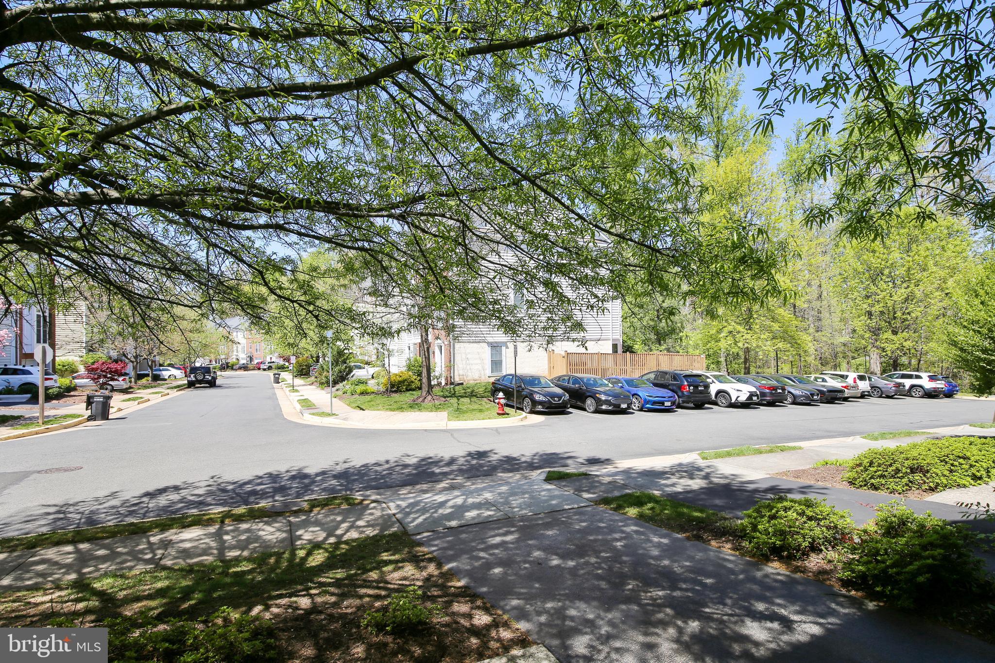 FAIRFAX CENTER LANDBAY - Residential