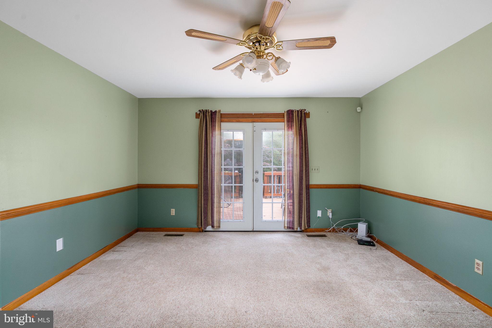 LEAVELLS CROSSING - Residential