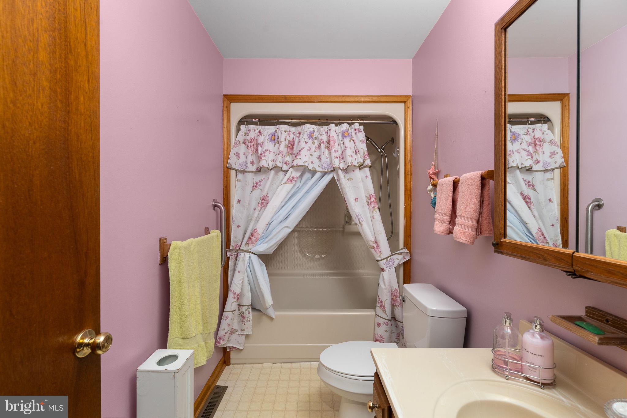 LEAVELLS CROSSING - Residential