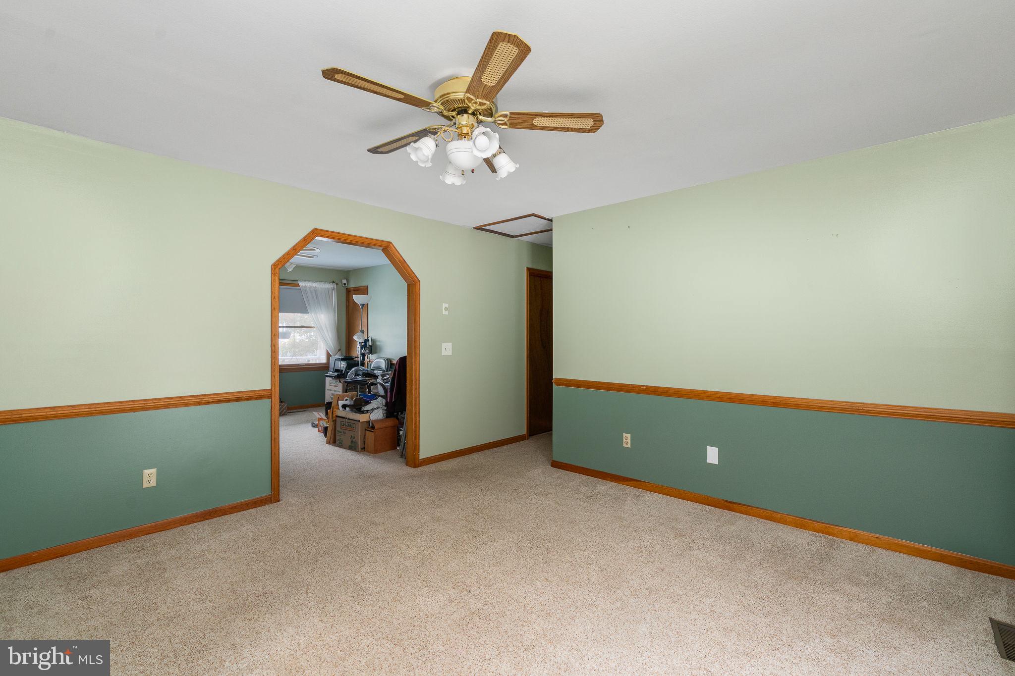 LEAVELLS CROSSING - Residential