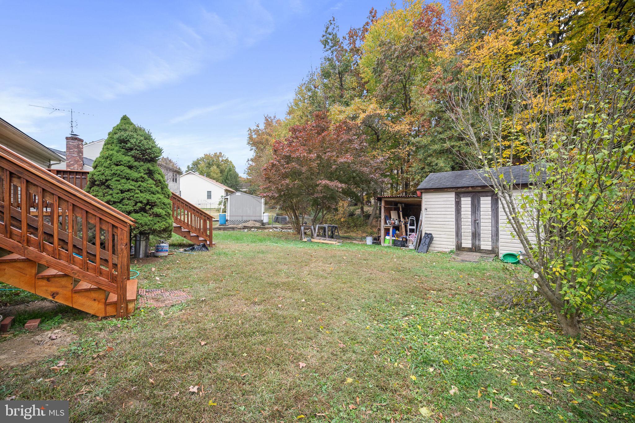 LEAVELLS CROSSING - Residential