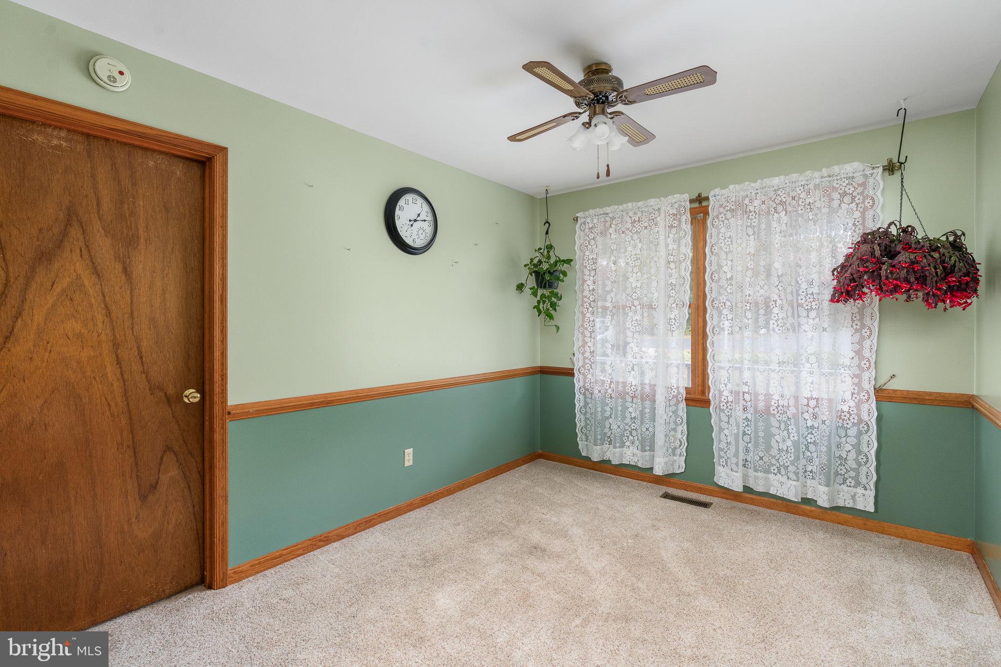 LEAVELLS CROSSING - Residential