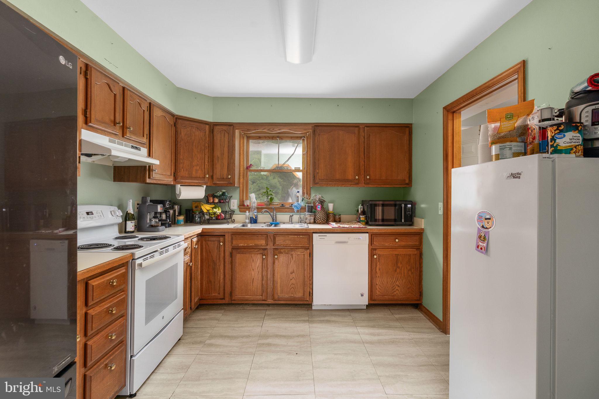 LEAVELLS CROSSING - Residential