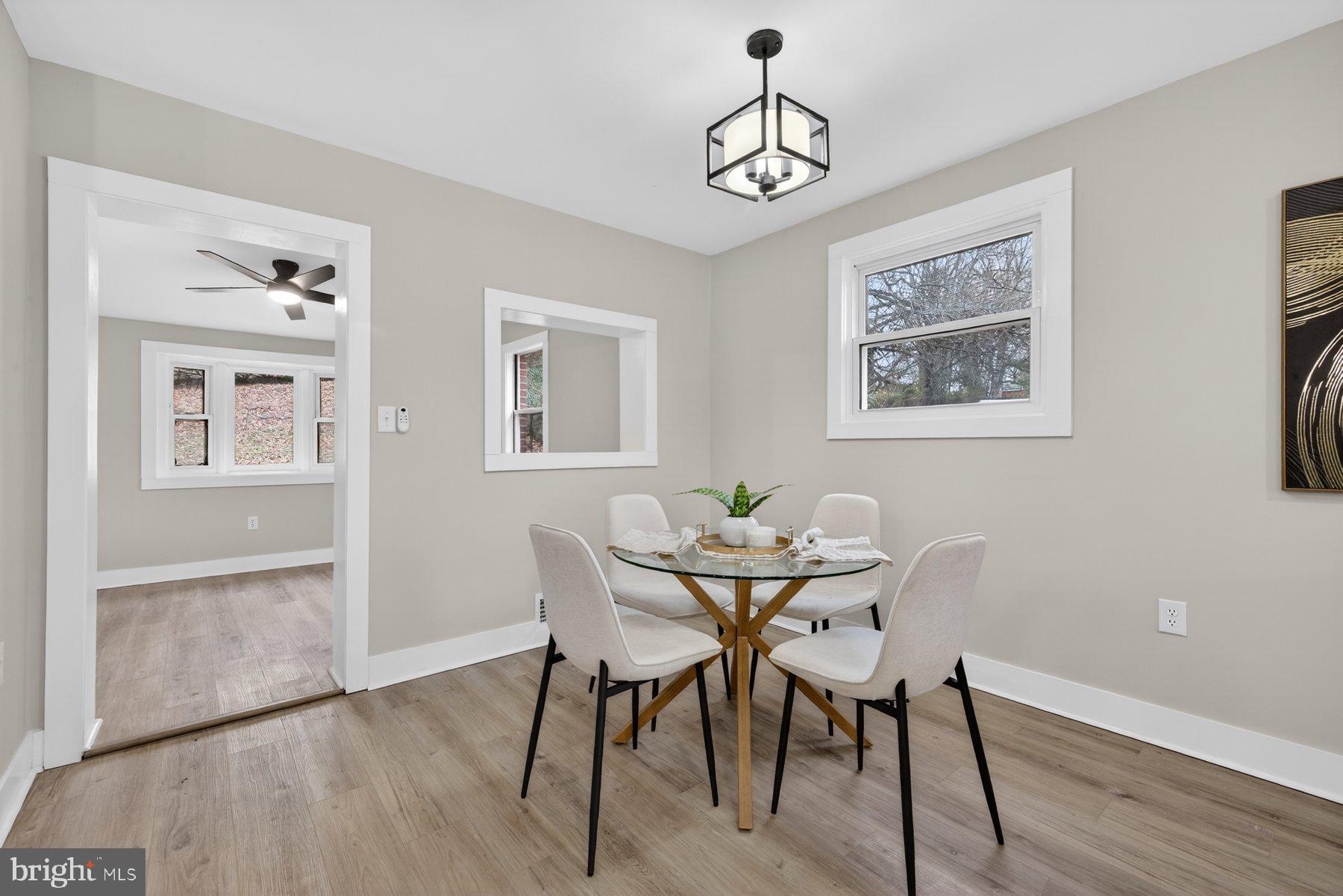 CLINTON - Residential