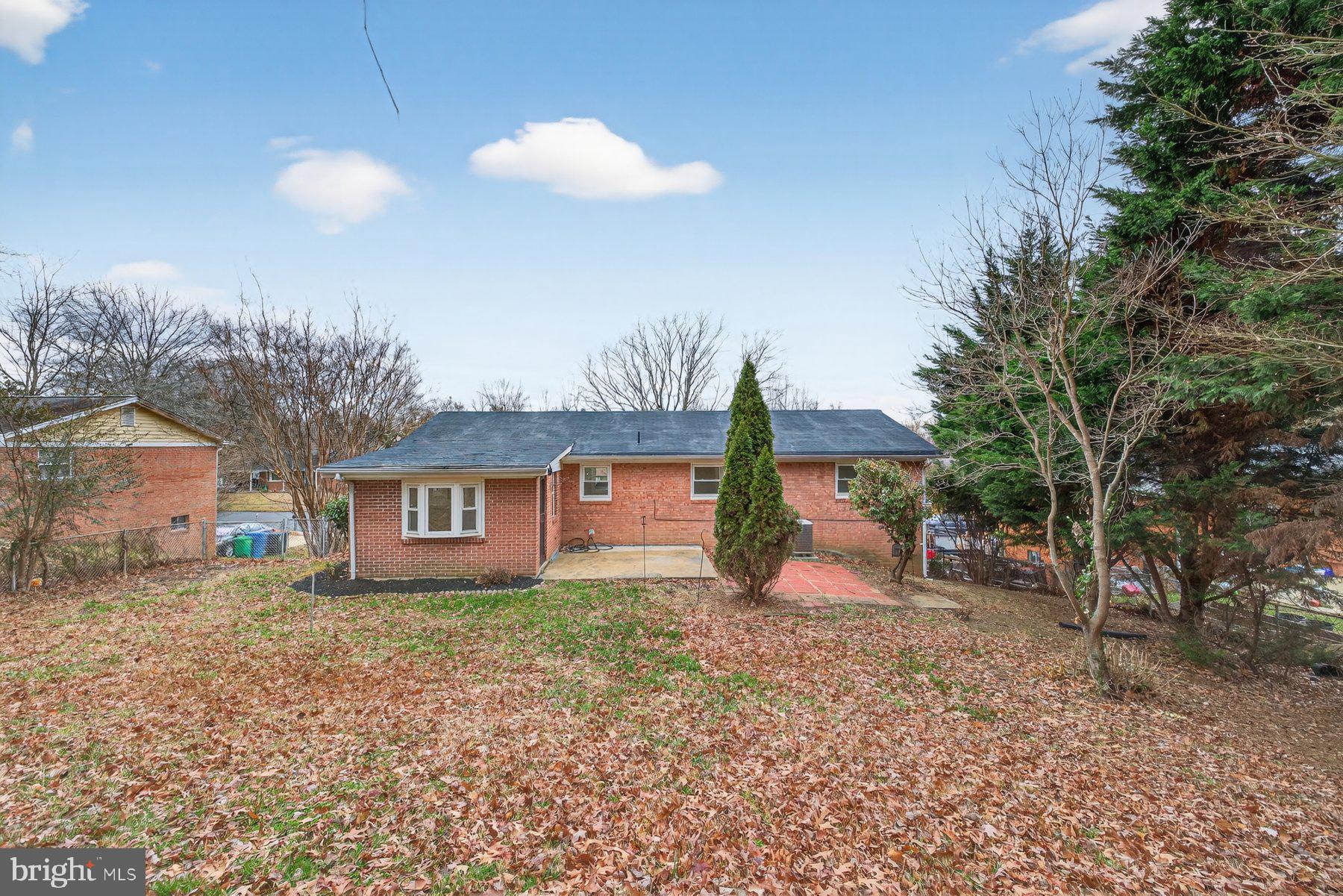 CLINTON - Residential