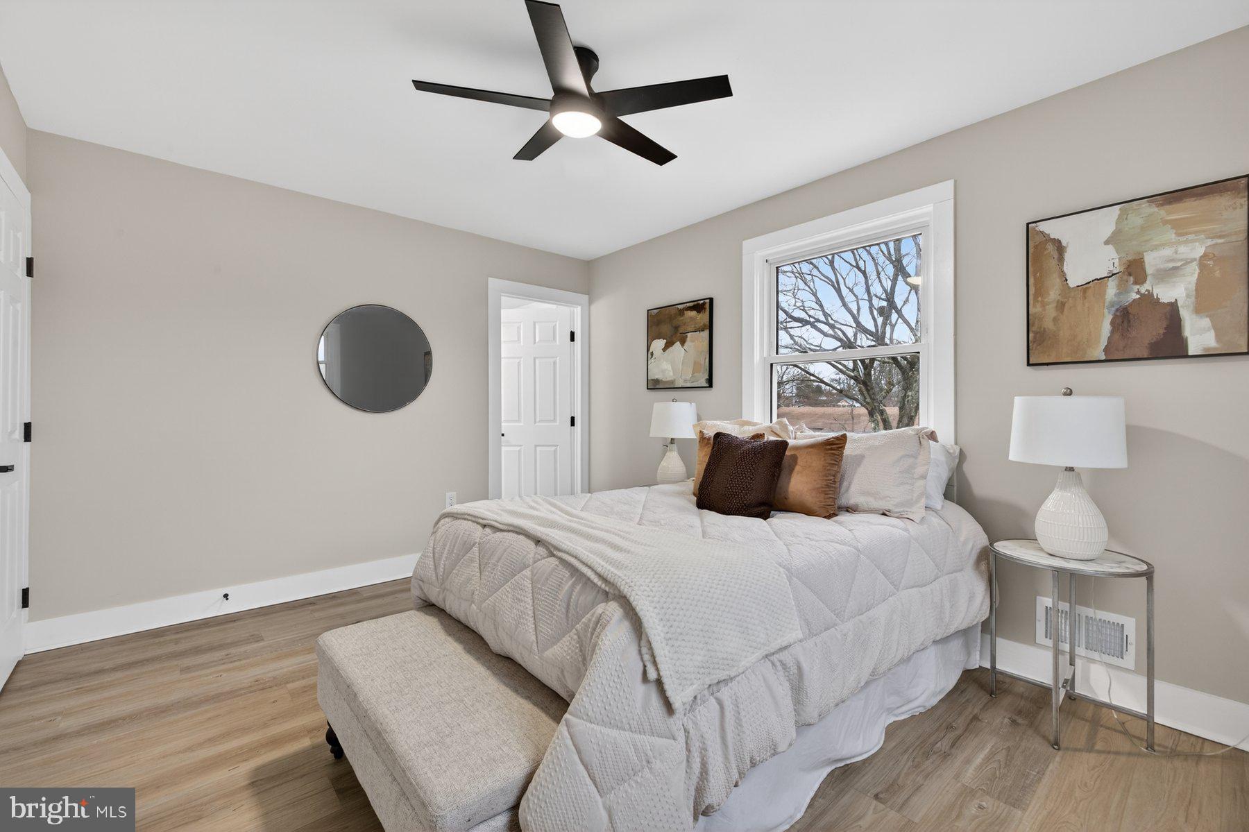 CLINTON - Residential