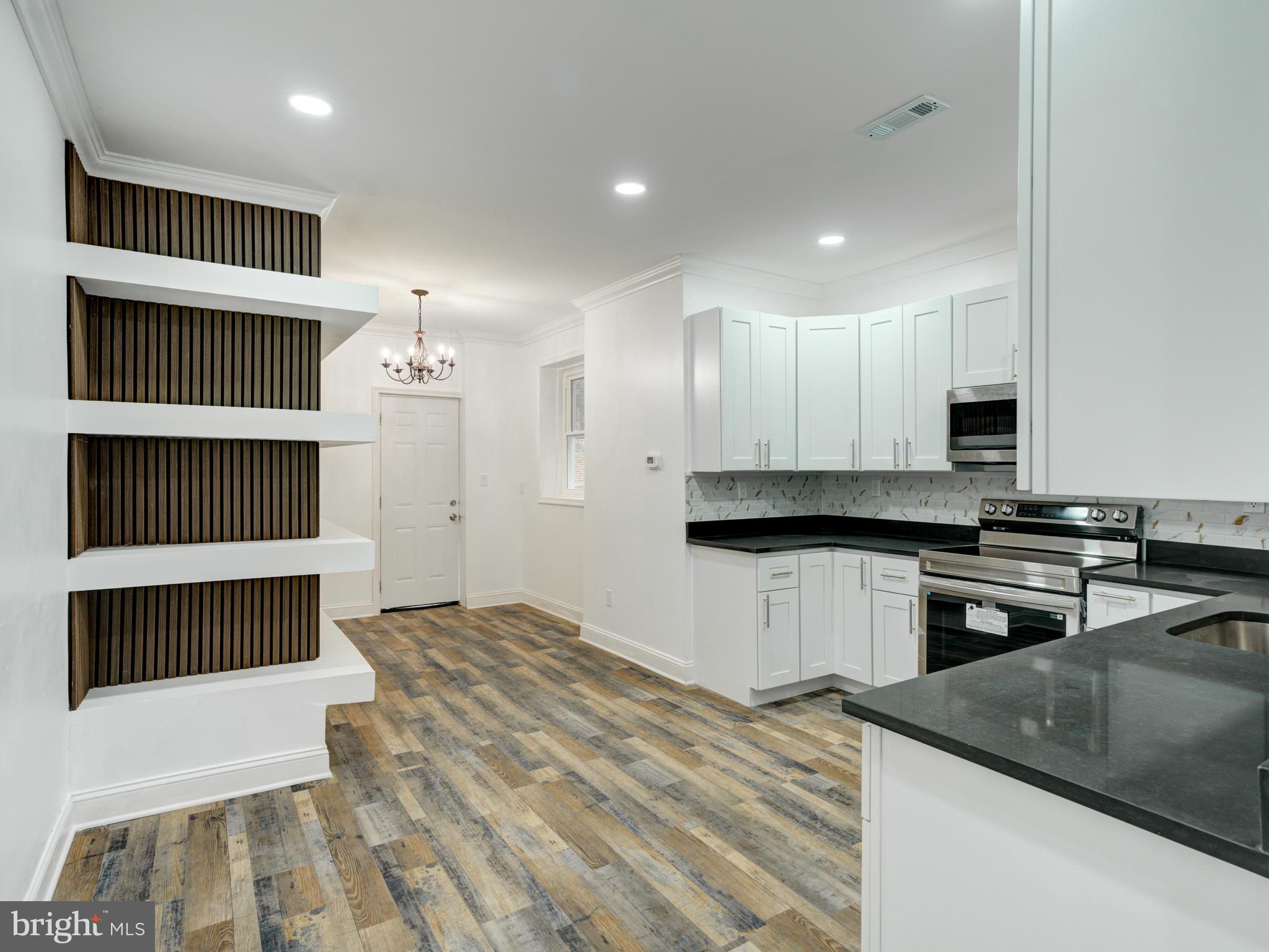 PHILADELPHIA (WEST) - Residential