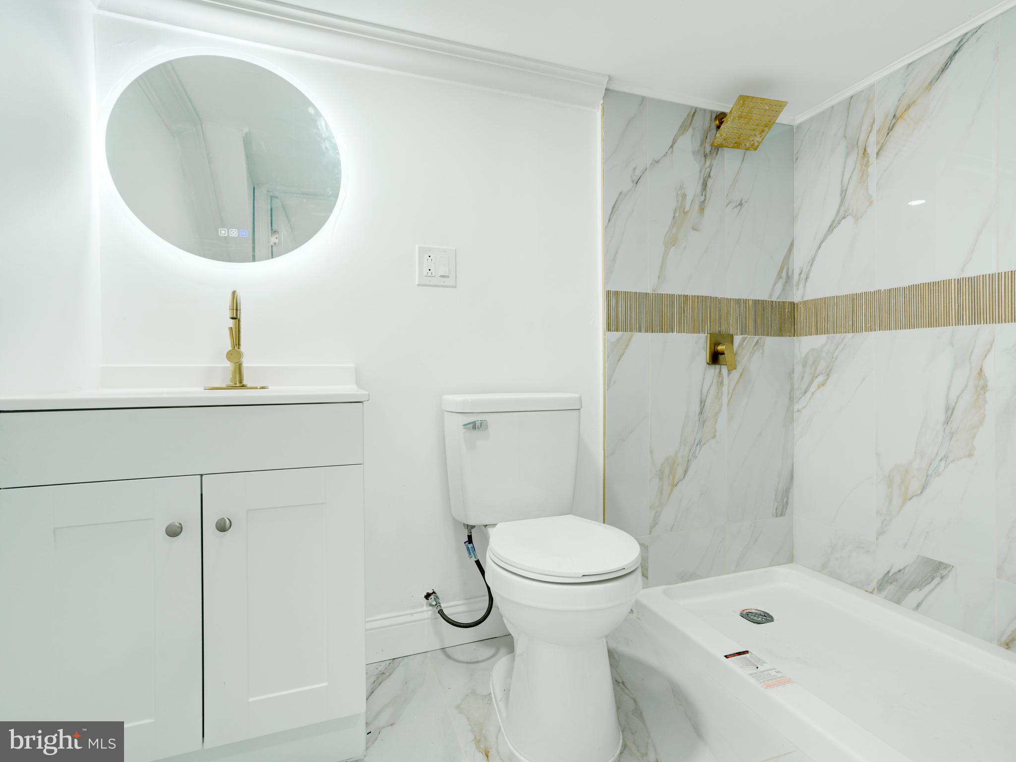 PHILADELPHIA (WEST) - Residential