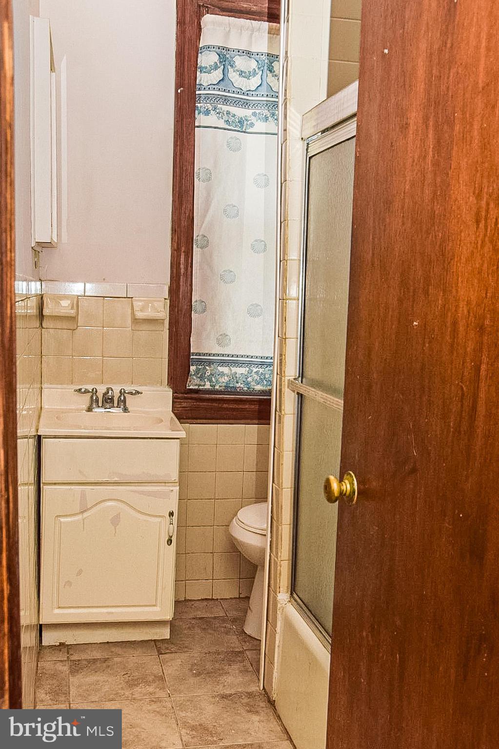 CHELTENHAM - Residential