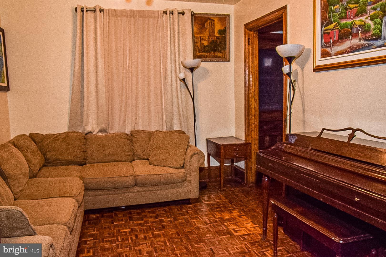 CHELTENHAM - Residential