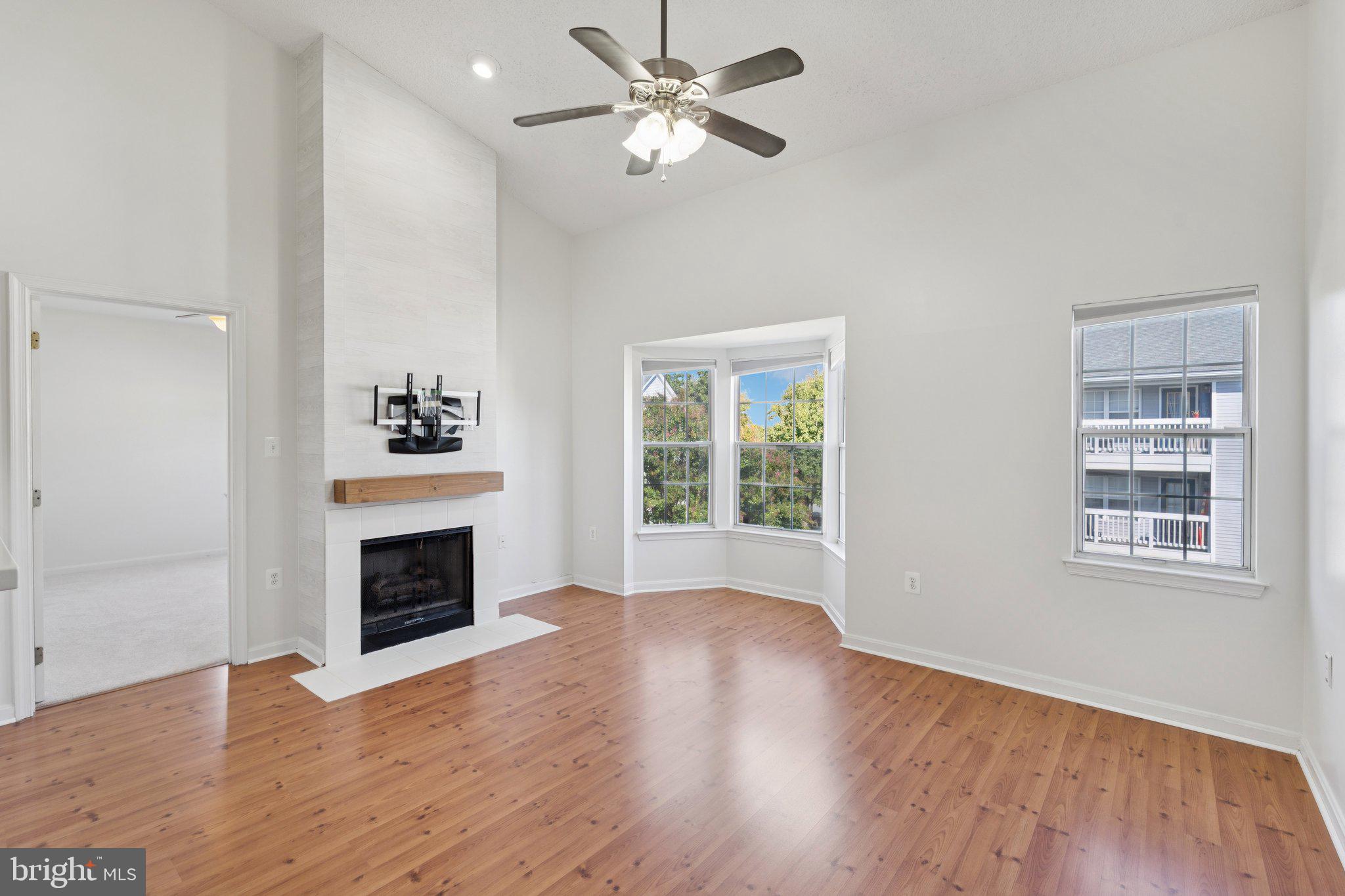 LEESBURG GATEWAY - Residential