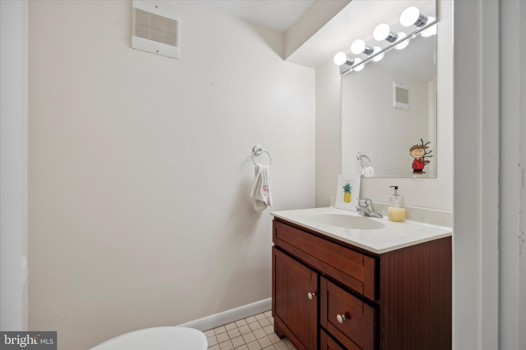 FOX FIELDS - Residential Lease