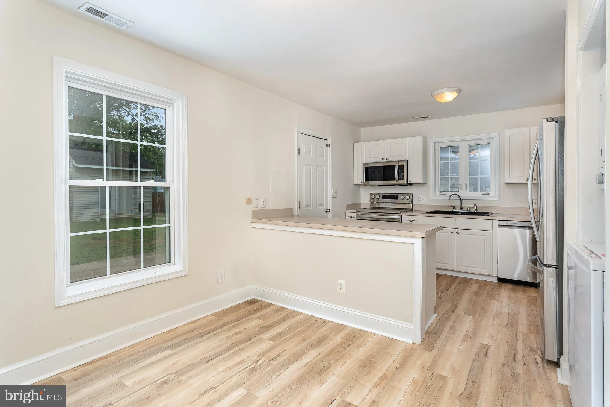 Fredericksburg, Virginia 22405, United States, 3 Bedrooms Bedrooms, ,2 BathroomsBathrooms,Residential,Active,161260